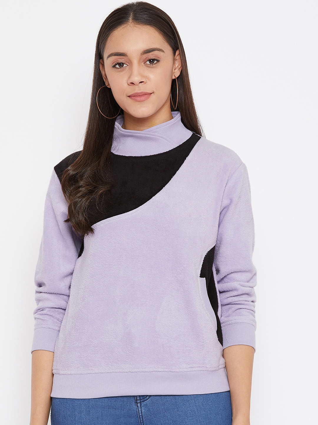 

AGIL ATHLETICA Women Mauve & Black Colourblocked Sweatshirt