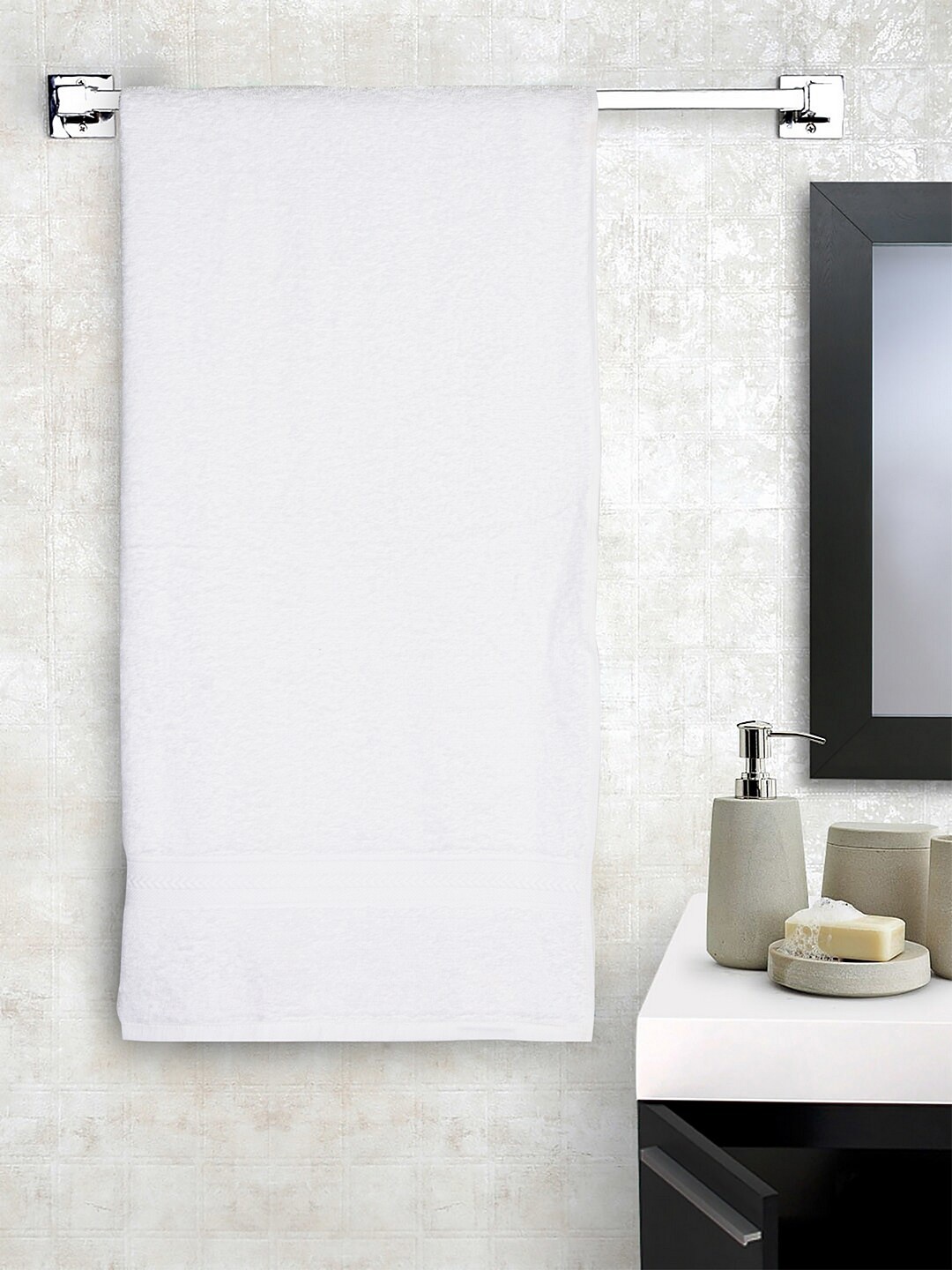 

Trident Unisex White Solid 400 GSM Bath Towel