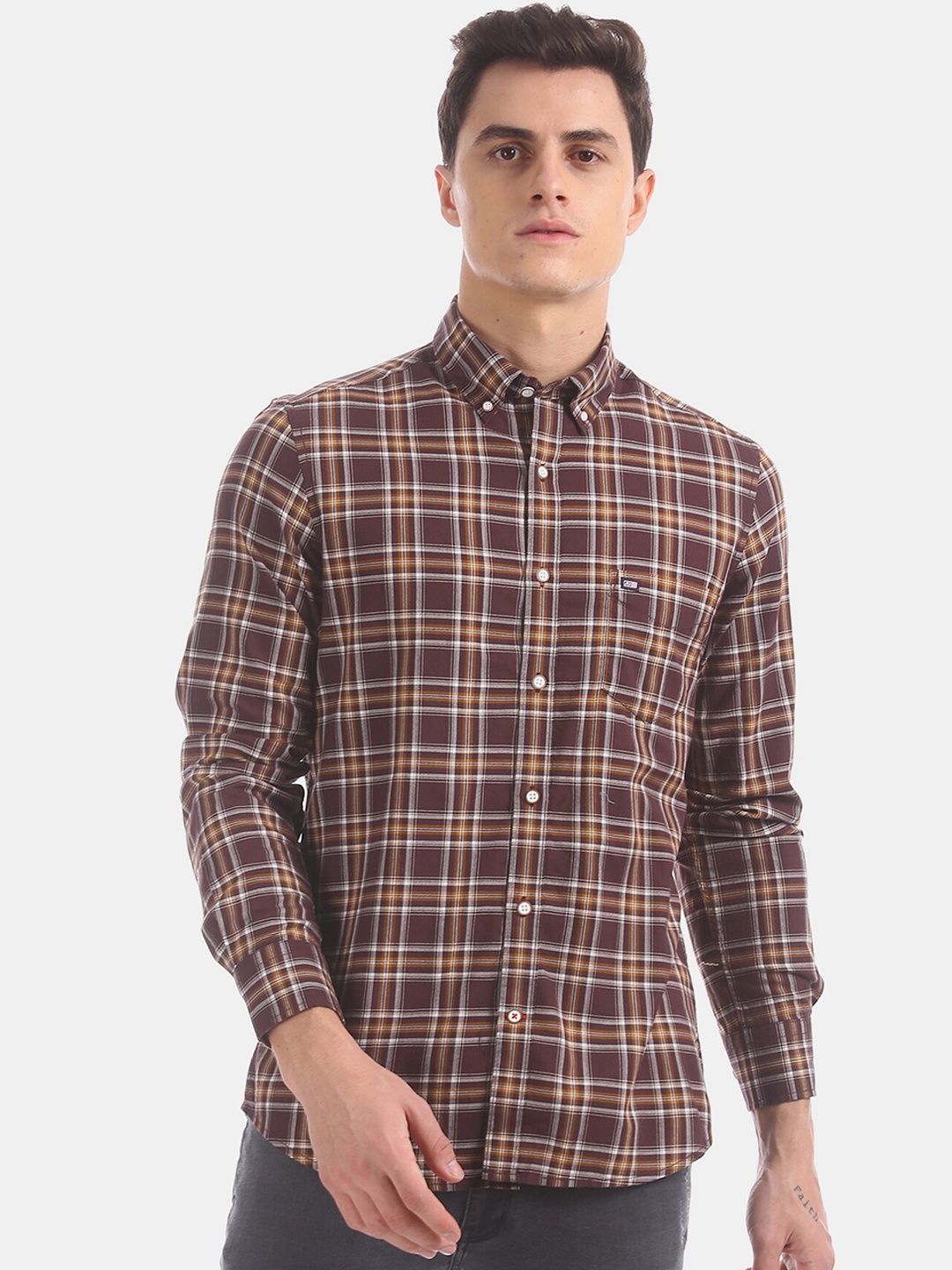 

Arrow Sport Men Purple & Mustard Yellow Regular Fit Checked Casual Shirt
