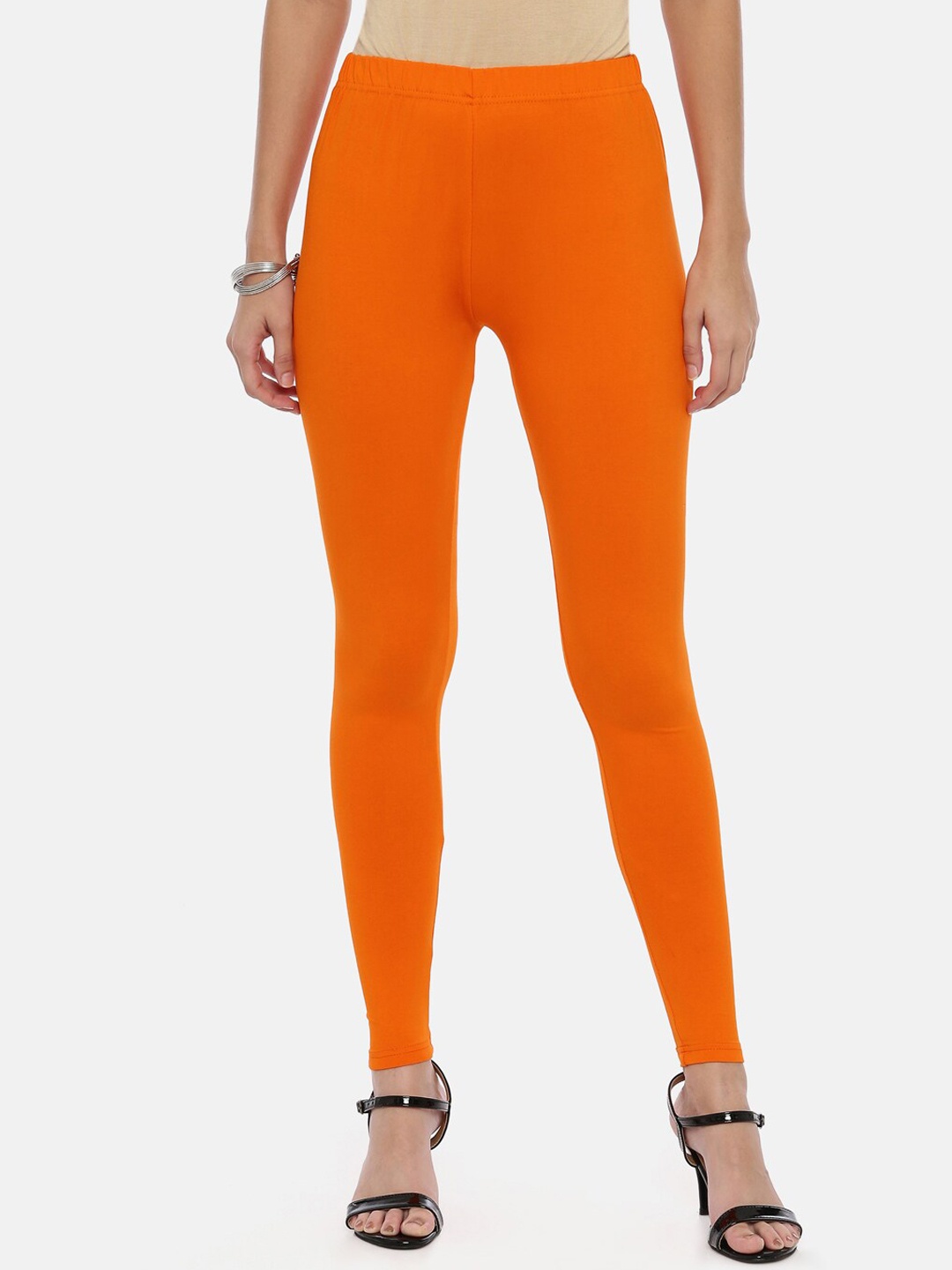 

Souchii Women Orange Solid Slim-Fit Ankle-Length Leggings