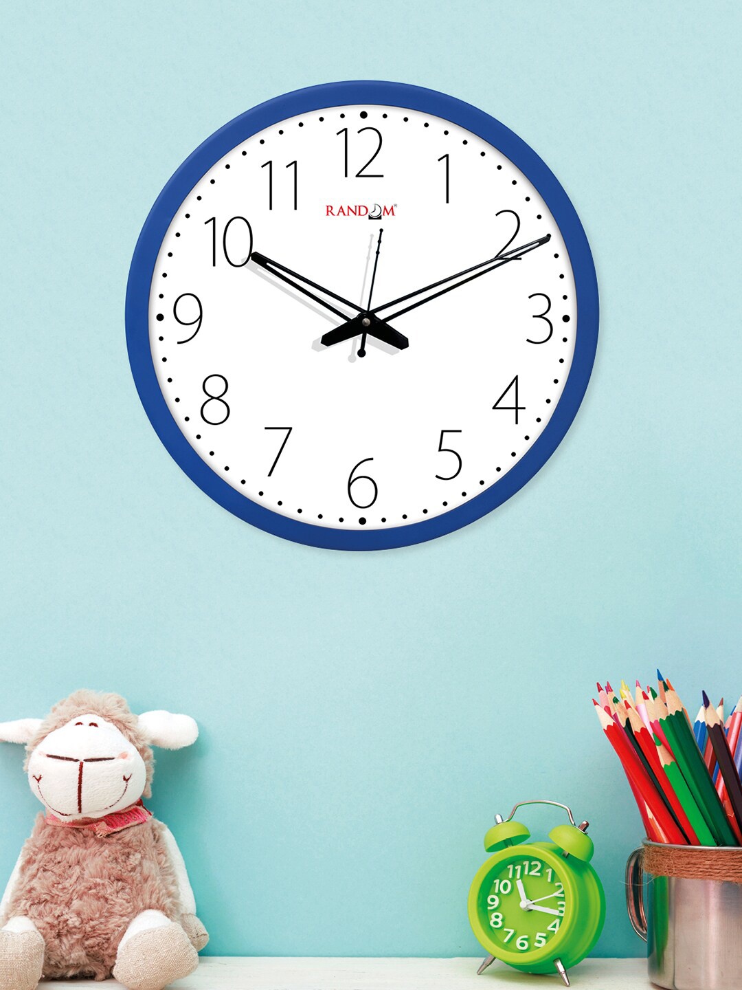 

RANDOM Blue & White Solid Round Shaped Wall Clock With Glass