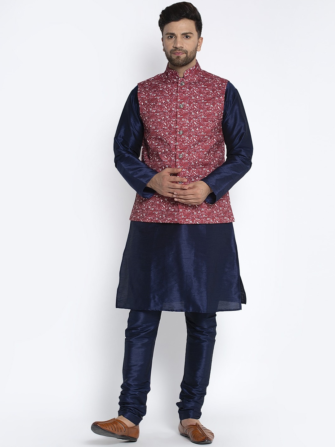

Benstoke Men Navy Blue & Pink Solid Kurta with Pyjamas