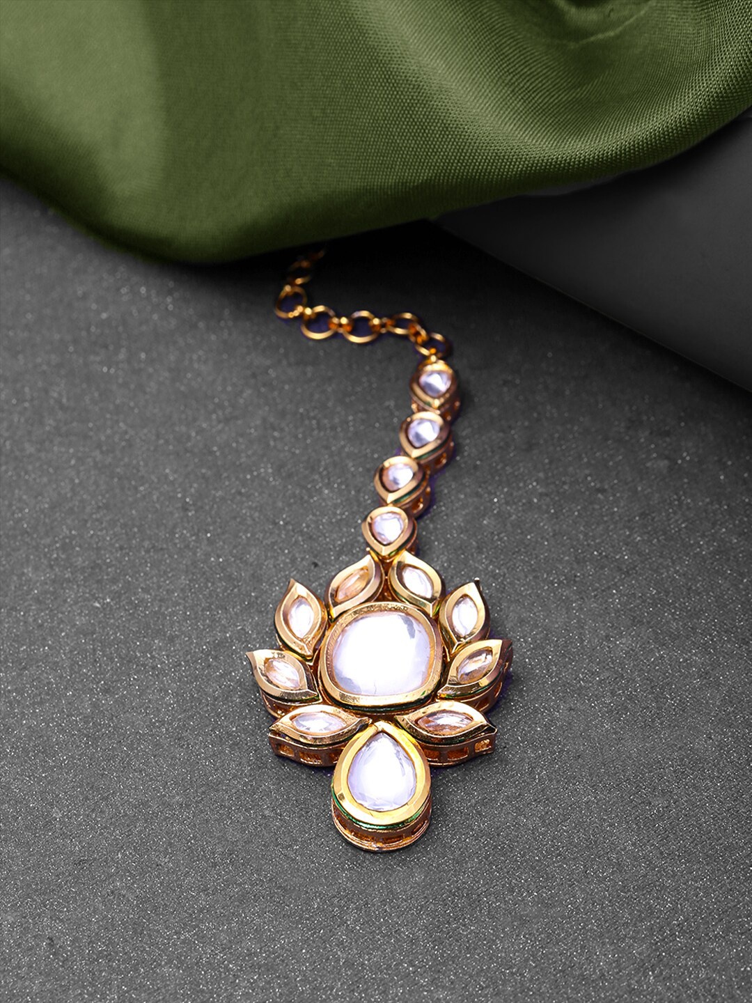 Yellow Chimes Gold-Plated Kundan Studded Oxidised Maang Tika