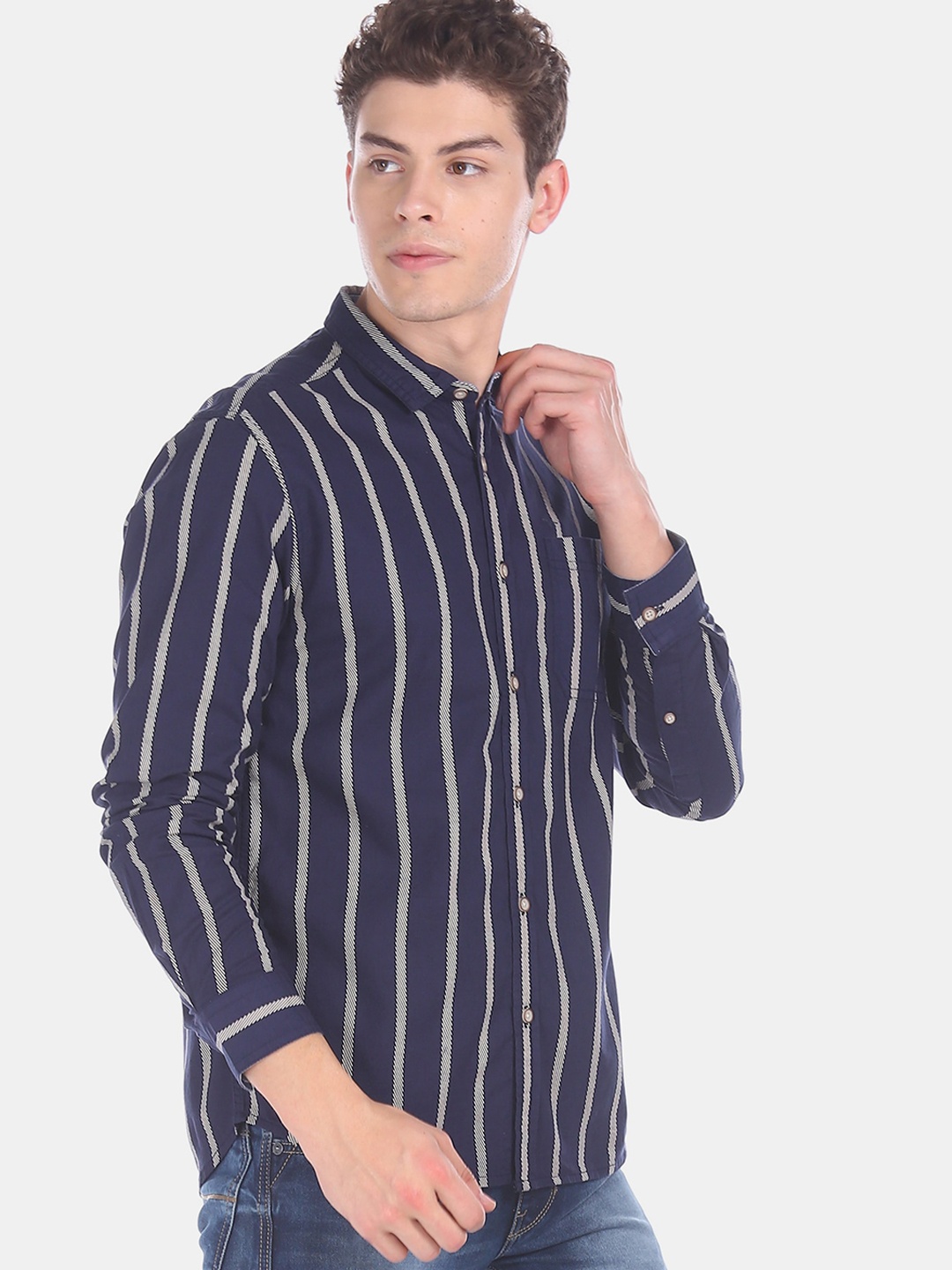 

Flying Machine Men Blue Regular Fit Striped Casual Shirt