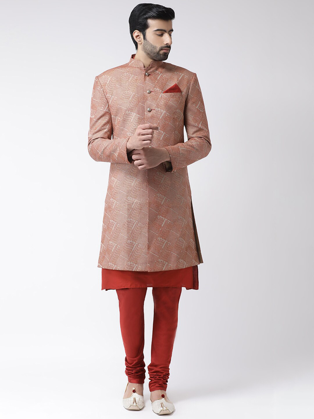

Vartah Men Beige & Red Printed Sherwani Set