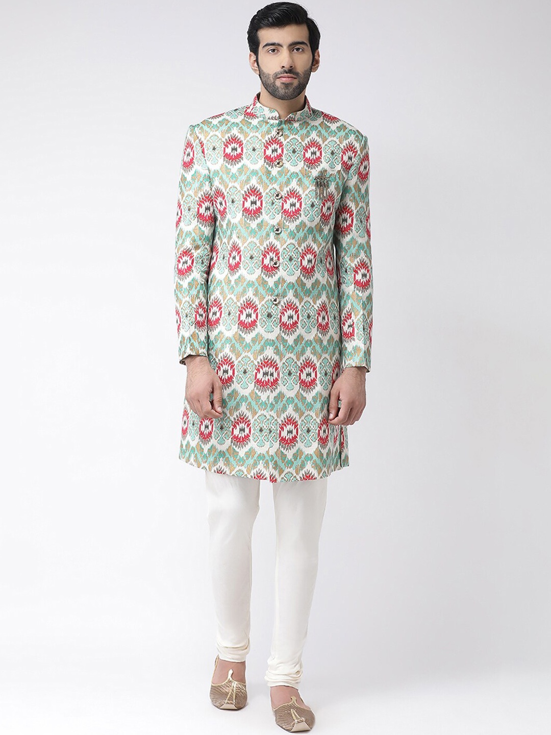 

Vartah Men Off-White & Green Woven Design Sherwani Set