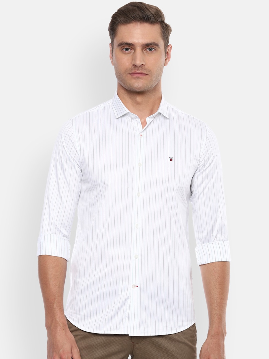 

Louis Philippe Sport Men White Slim Fit Striped Cotton Casual Shirt
