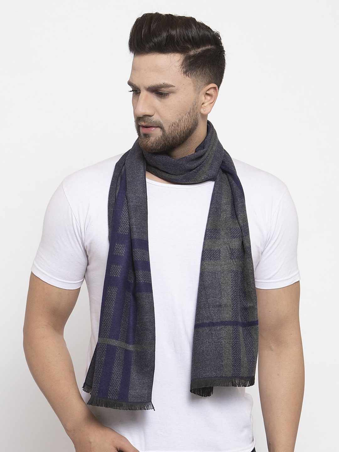 

Calvadoss Men Grey & Navy Blue Checked Premium Muffler