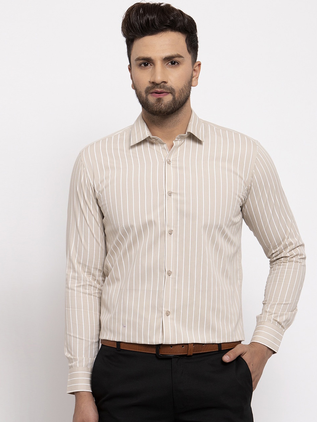 JAINISH Men Cream-Coloured & White Slim Fit Striped Casual Shirt
