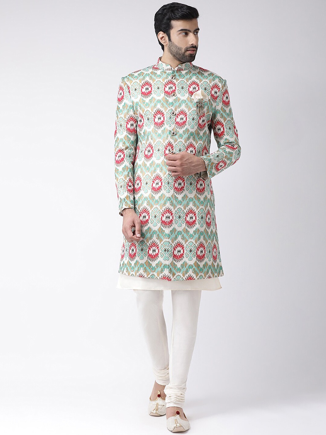 

Vartah Men Off White & Green Ikat Printed Cotton Sherwani Set
