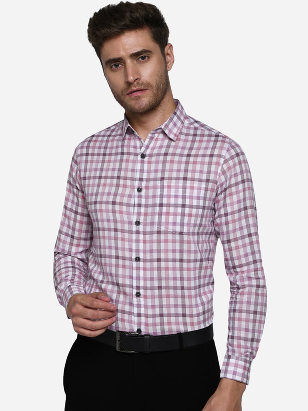 

Greenfibre Men White & Pink Slim Fit Checked Casual Shirt