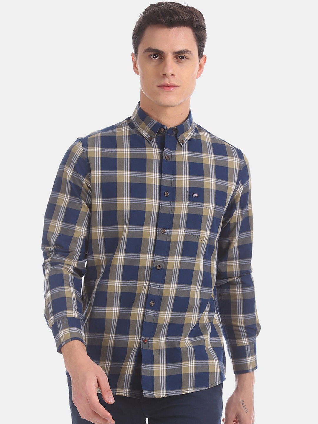 

Arrow Sport Men Blue & Off-White Regular Fit Checked Casual Shirt