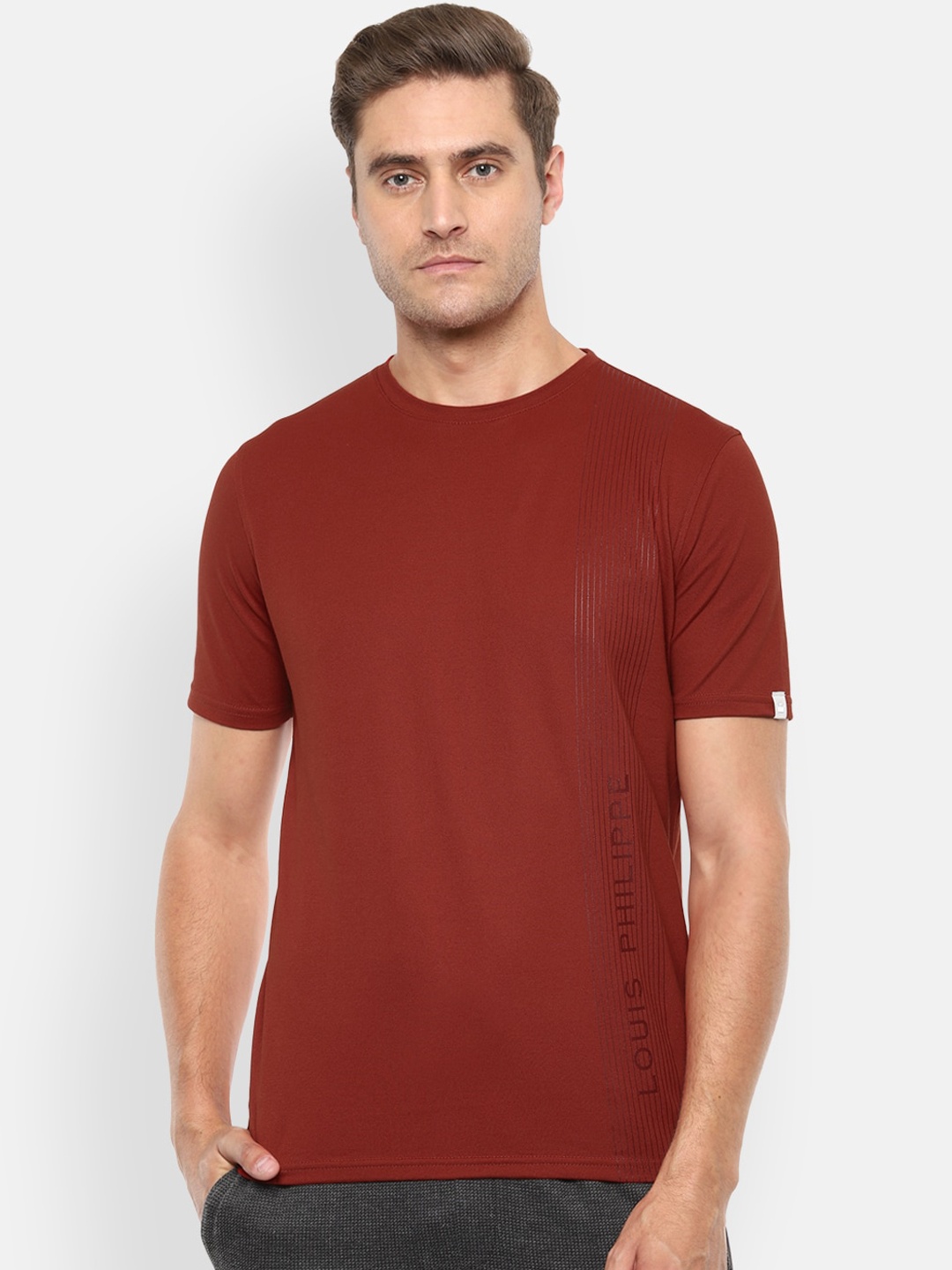 

Louis Philippe ATHPLAY Men Maroon Solid Round Neck T-shirt