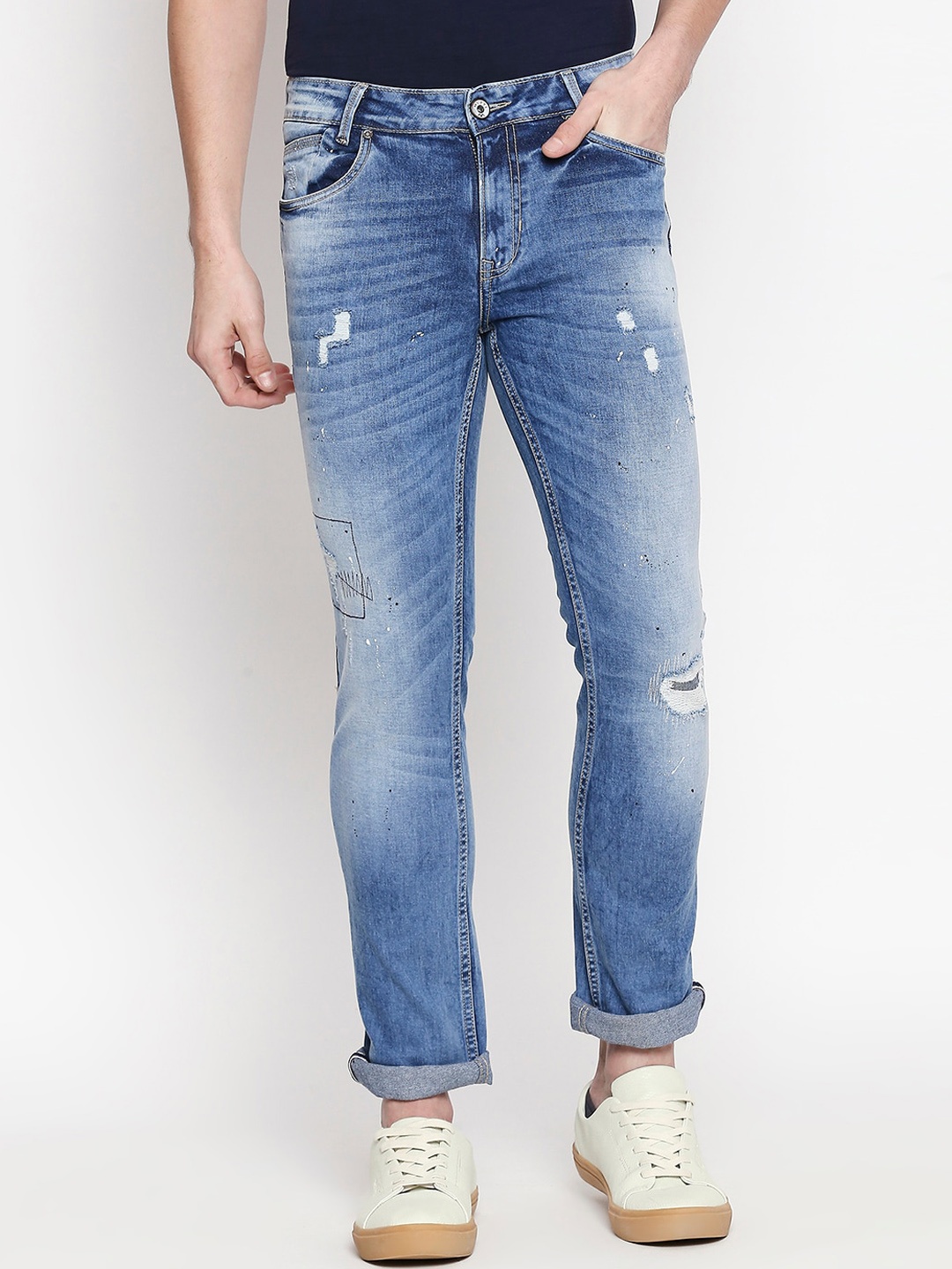

Mufti Men Blue Tapered Fit Mid-Rise Mildly Distressed Jeans