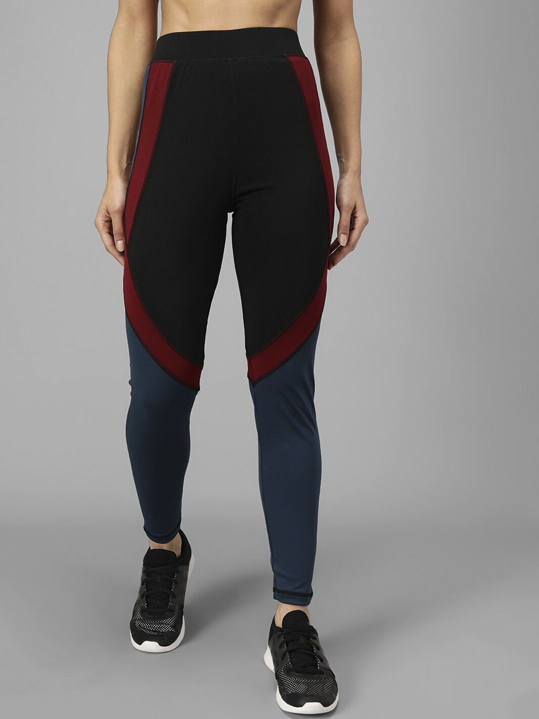 Kotty Women Black & Teal Blue Ccolourblocked Tights