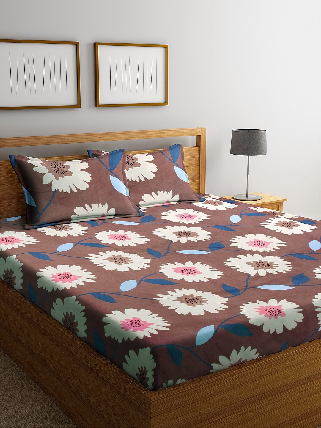 

KLOTTHE Brown Floral 210 TC Cotton 1 King Bedsheet with 2 Pillow Covers