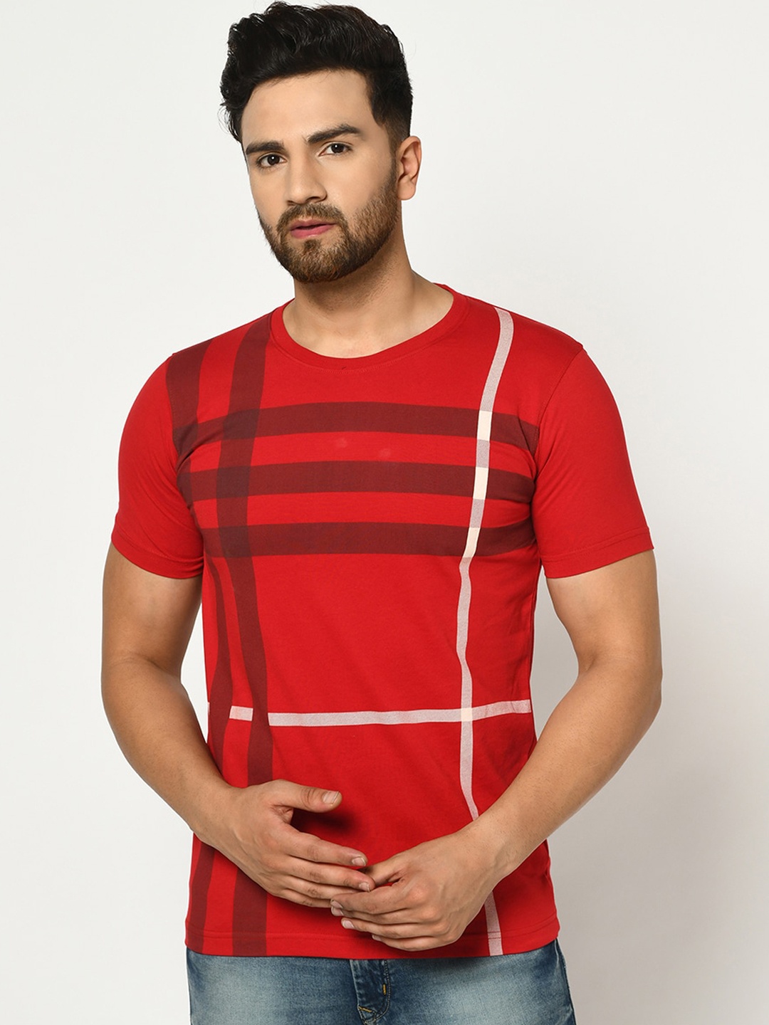 

Duke Men Red Checked Round Neck T-shirt