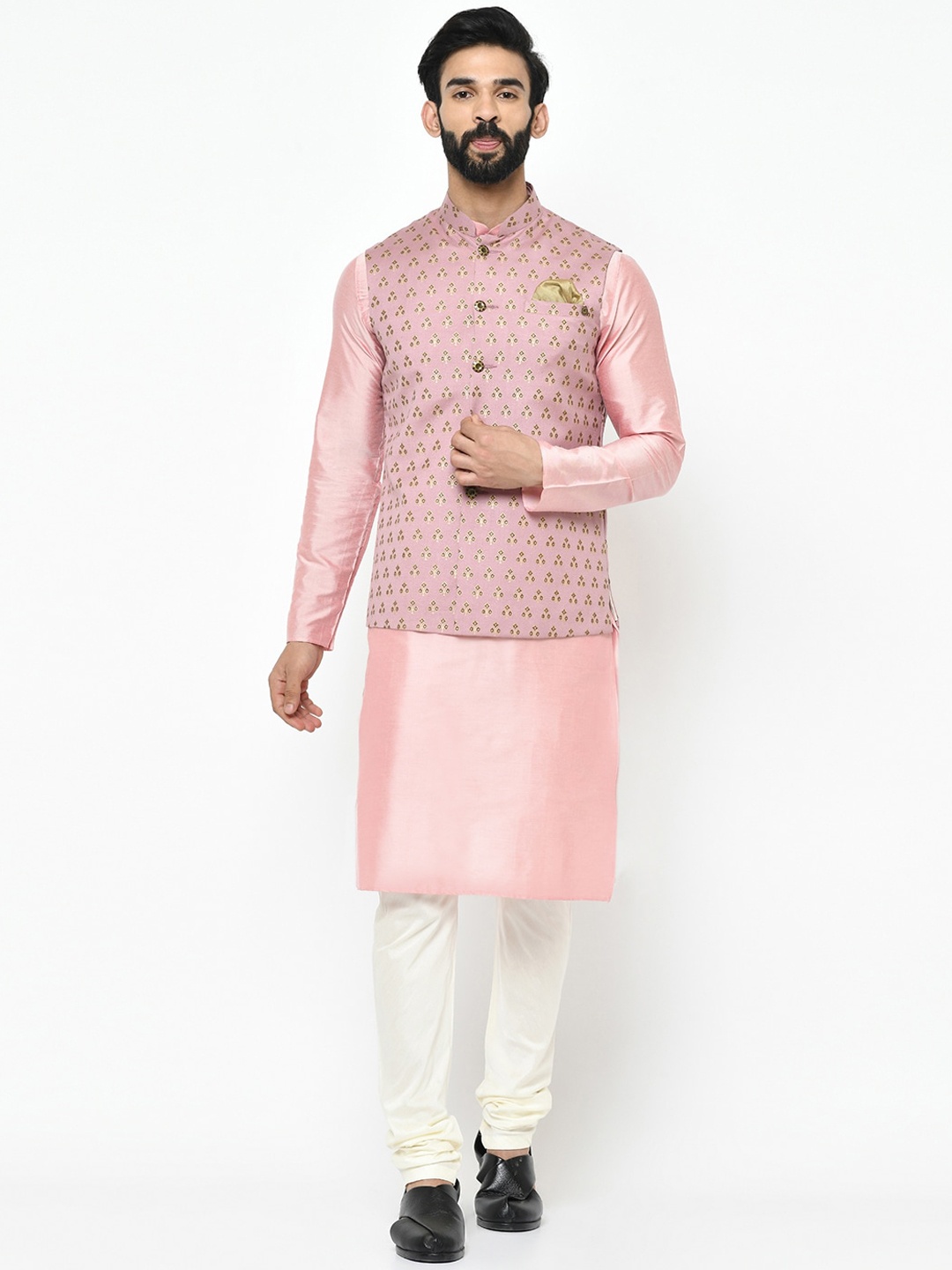 

Vartah Men Pink & Off-White Solid Kurta with Pyjamas