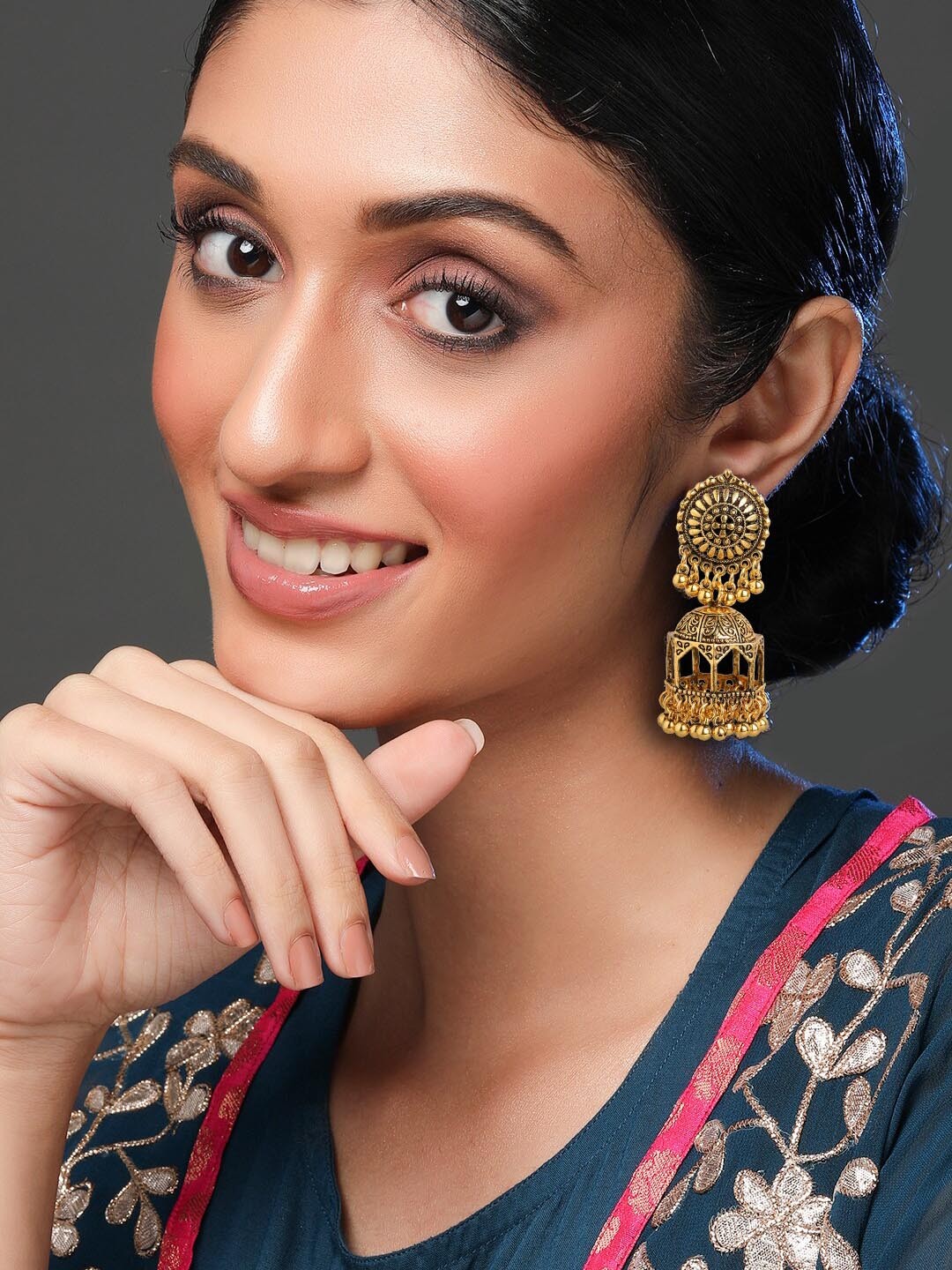 

Rubans Gold-Plated Handcrafted Filigree Contemporary Jhumkas