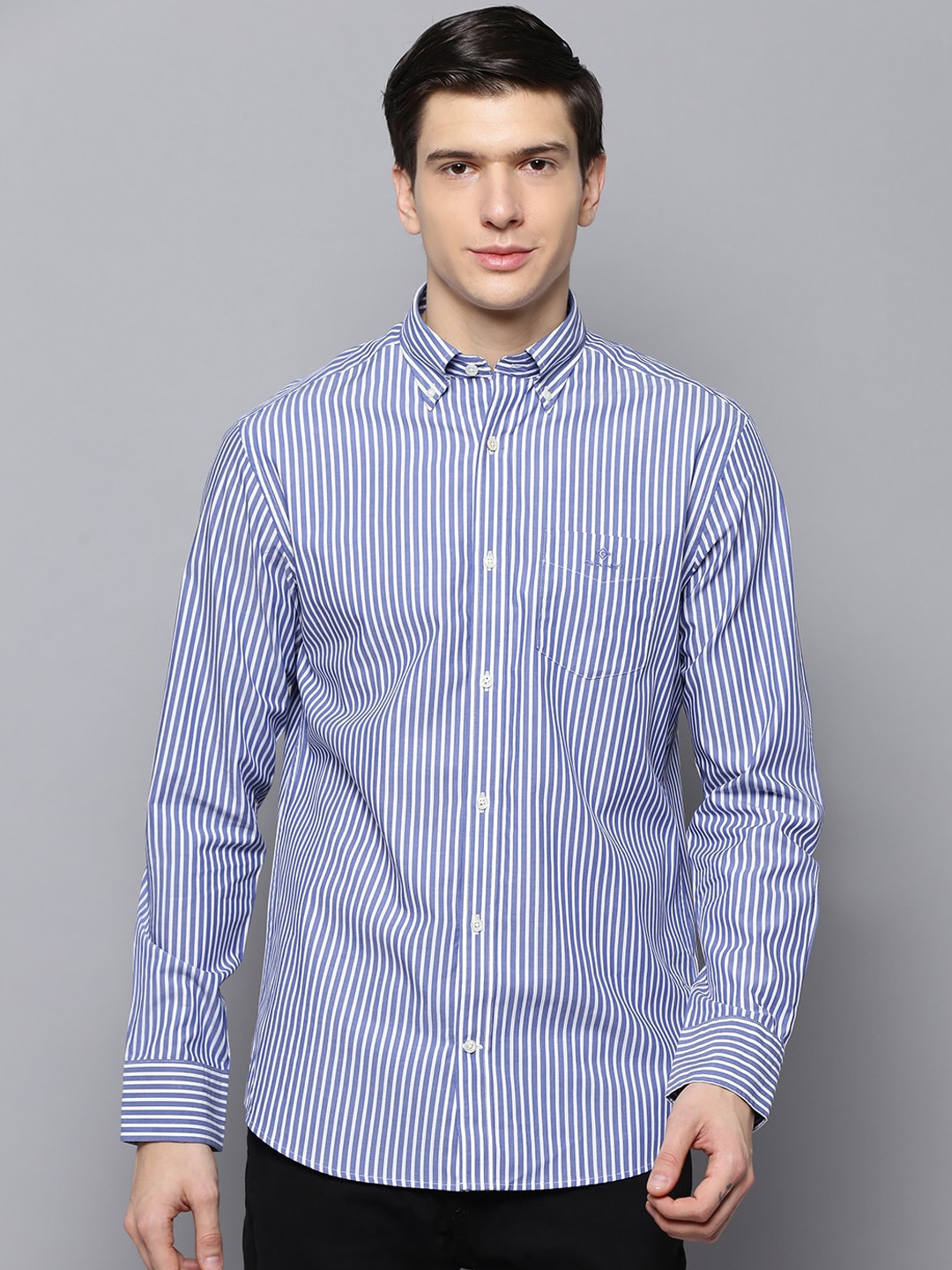 GANT Men Blue & White Regular Fit Striped Casual Shirt