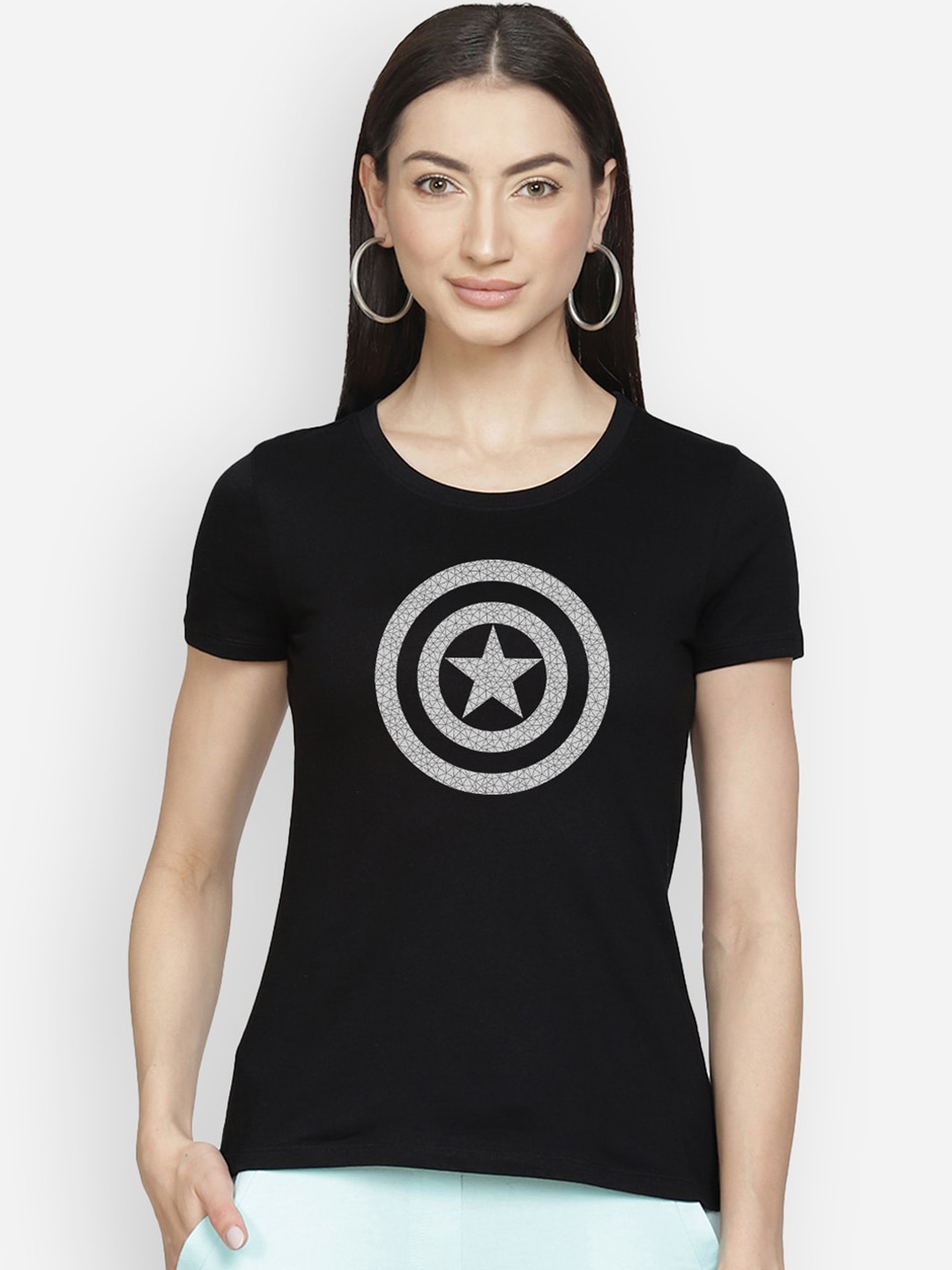 

Free Authority Women Black Captain America Print T-shirt