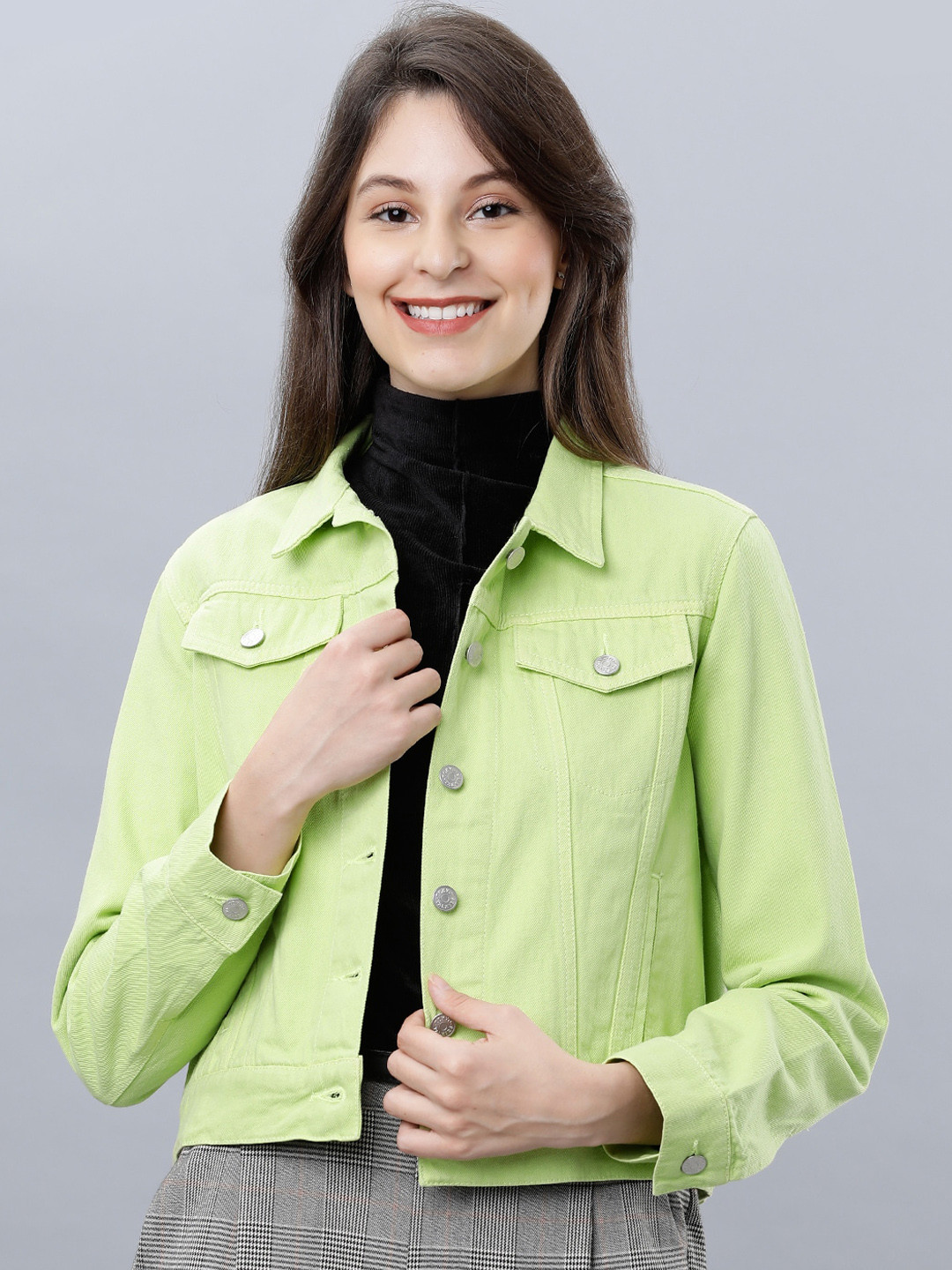 

Tokyo Talkies Women Green Solid Crop Denim Jacket
