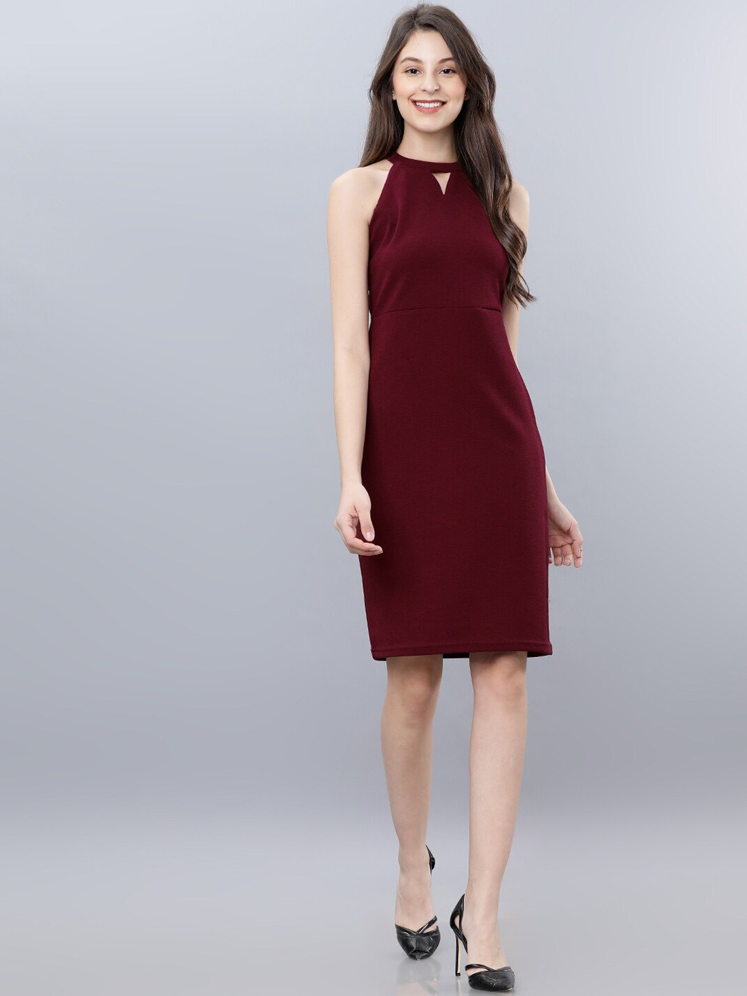 

CHIC BY TOKYO TALKIES Women Maroon Solid Sheath Dress