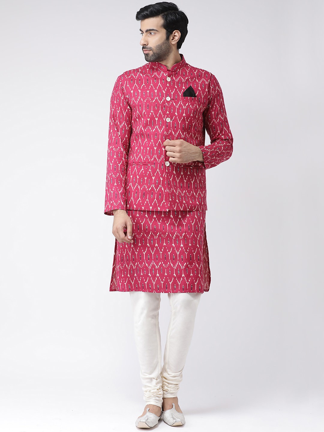 

Vartah Men Pink & White Printed Kurta with Churidar