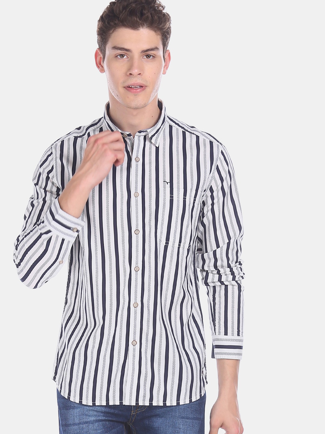 

Flying Machine Men Blue Regular Fit Striped Casual Shirt