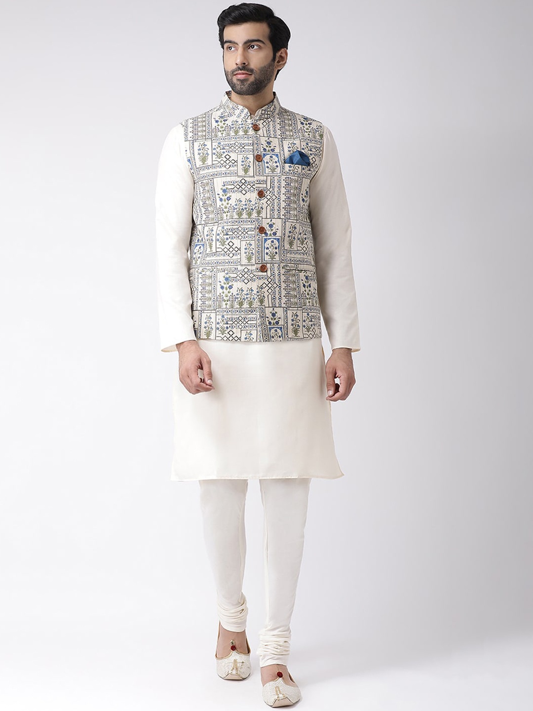 

Vartah Men Cream-Coloured Solid Kurta with Churidar & Nehru Jacket