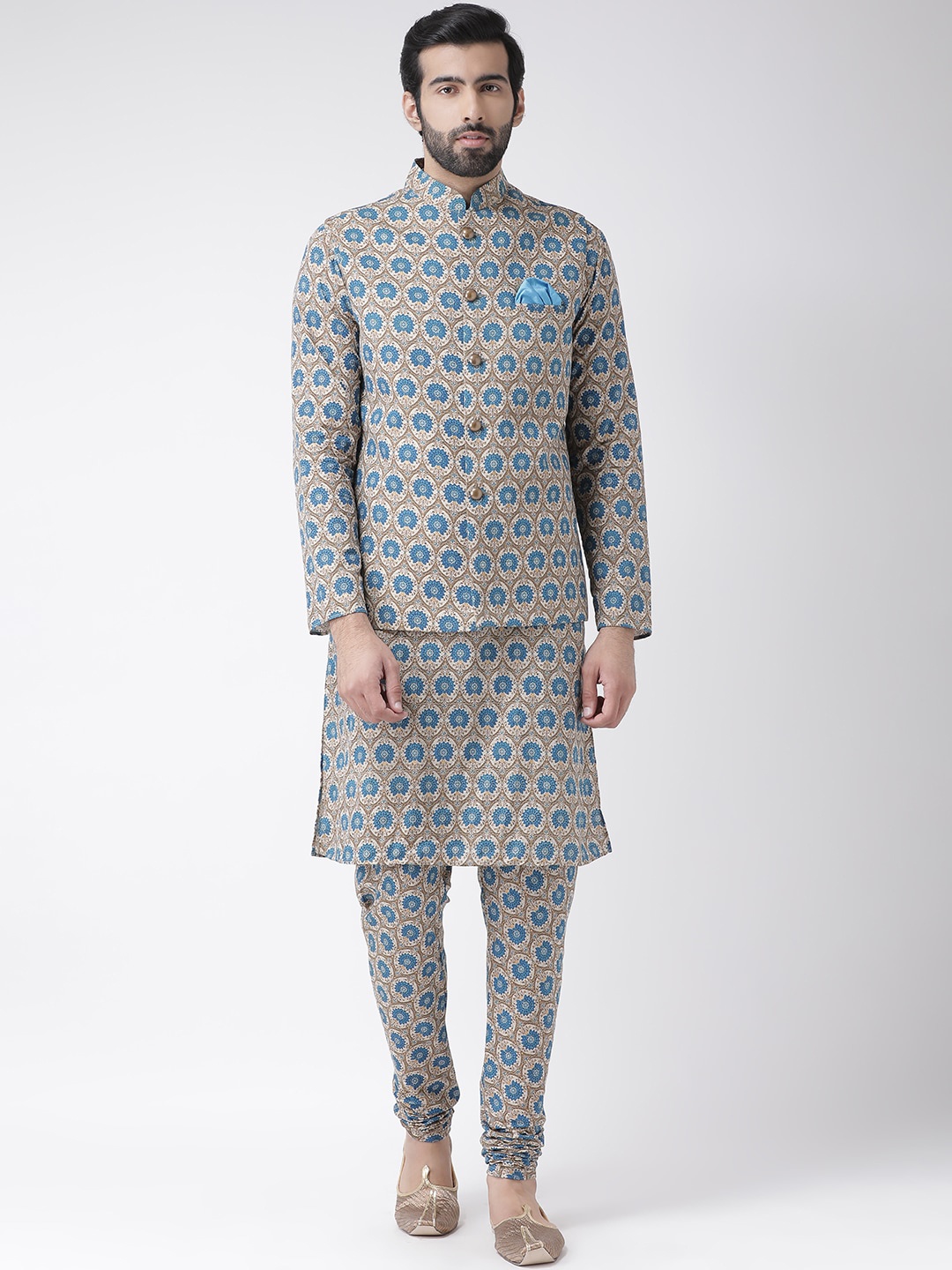 

Vartah Men Beige & Blue Printed Kurta with Churidar & Nehru Jacket