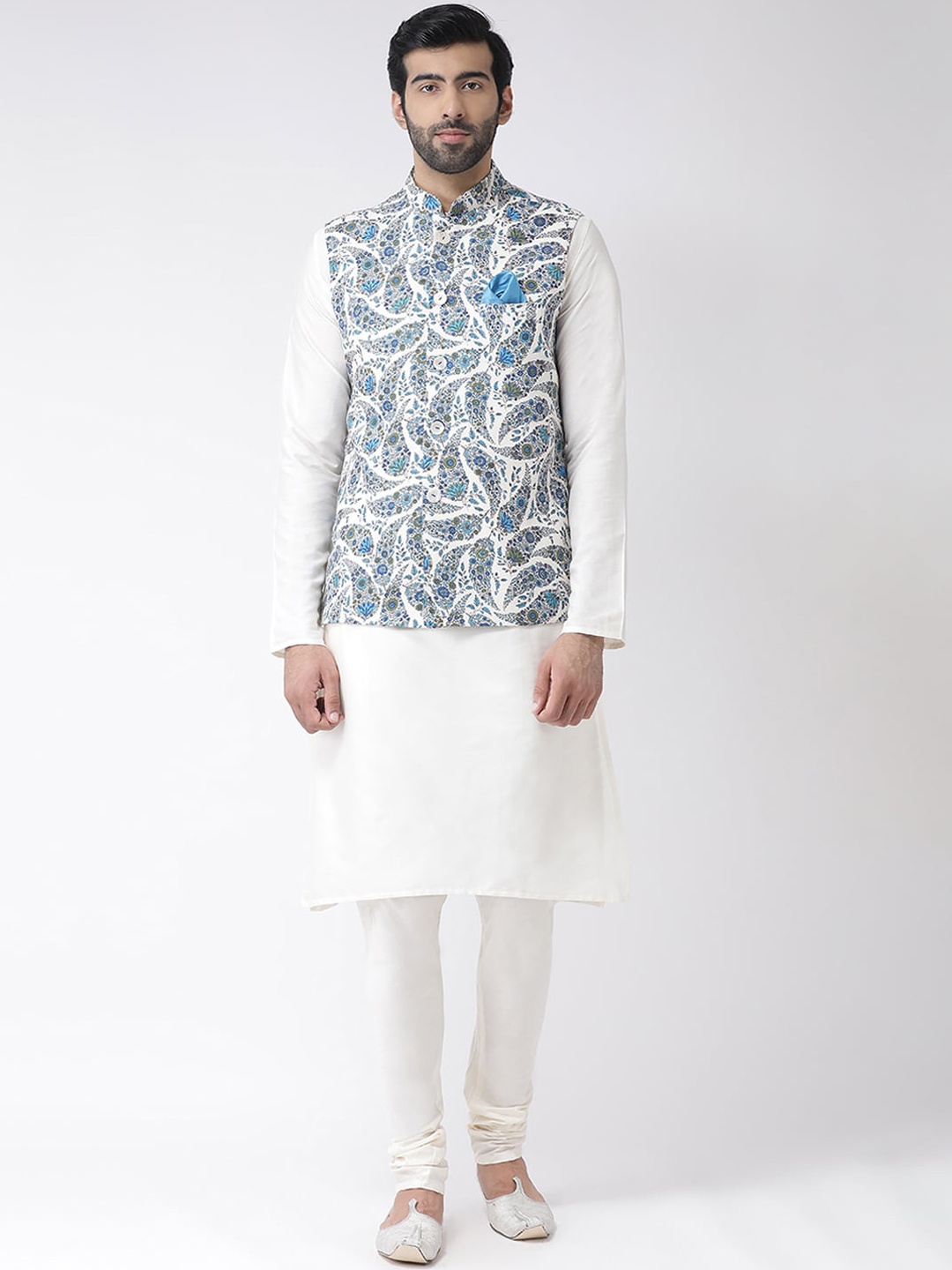 

Vartah Men White & Blue Solid Kurta with Churidar & Jacket