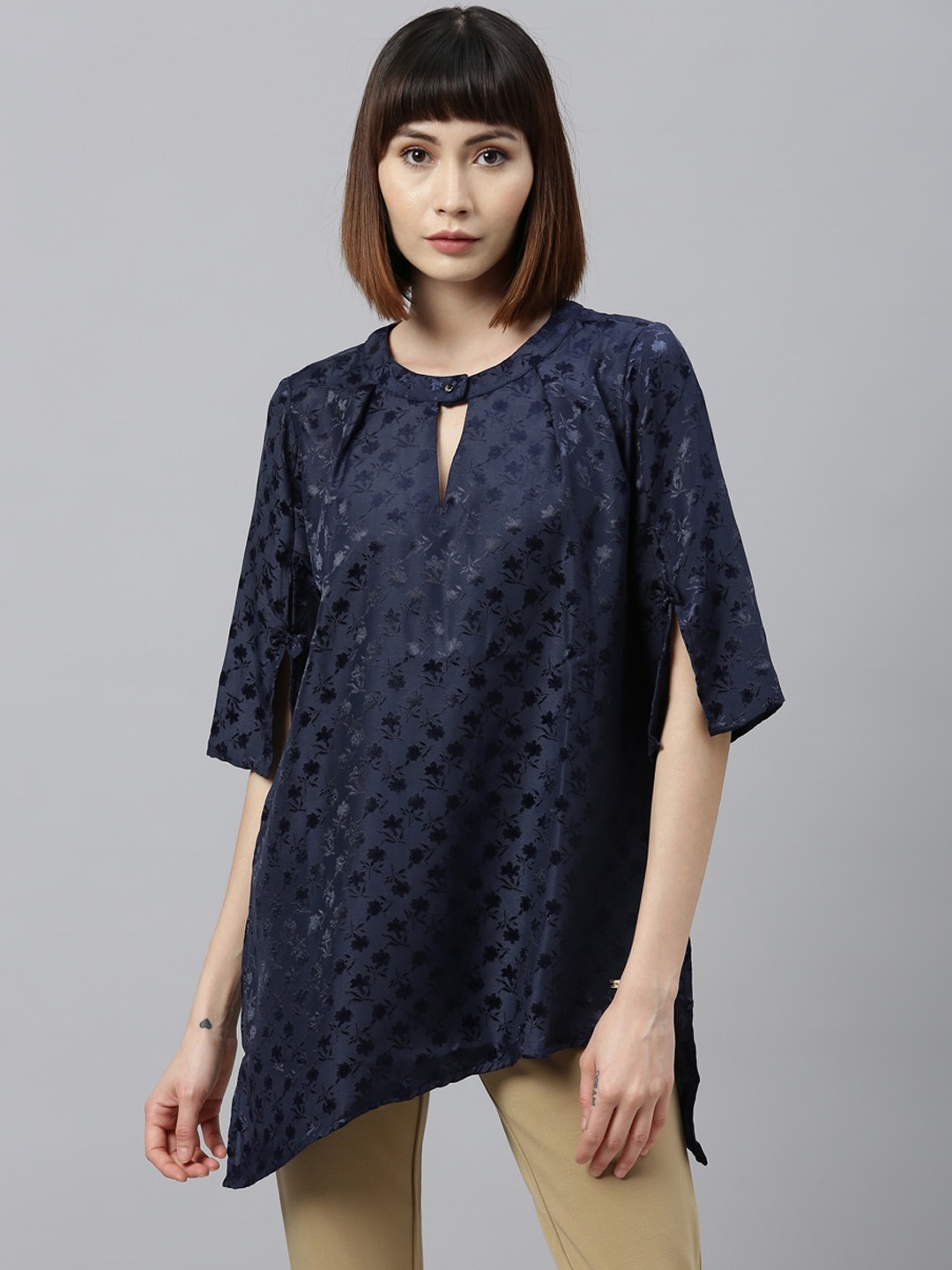 

Park Avenue Woman Blue Printed A-Line Top