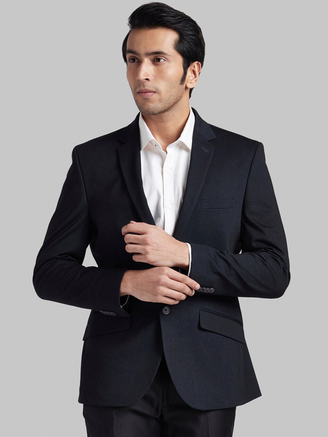 

Parx Men Navy Blue Solid Single-Breasted Formal Blazer
