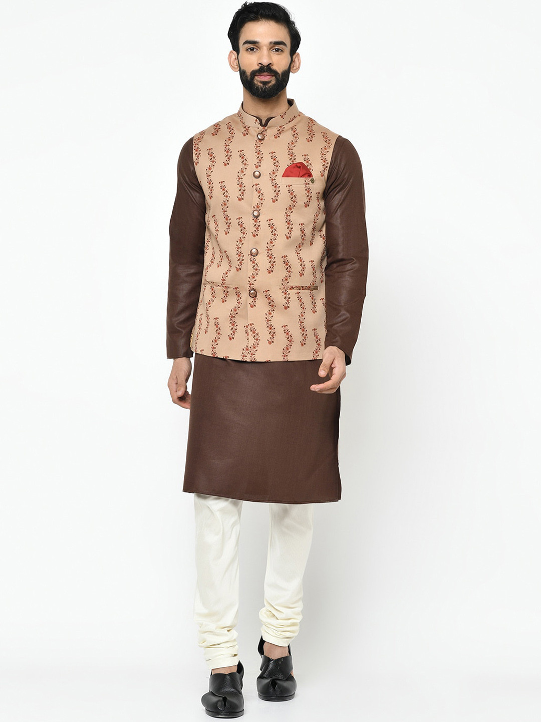 

Vartah Men Brown & Cream-Coloured Solid Kurta with Pyjamas & Nehru Jacket