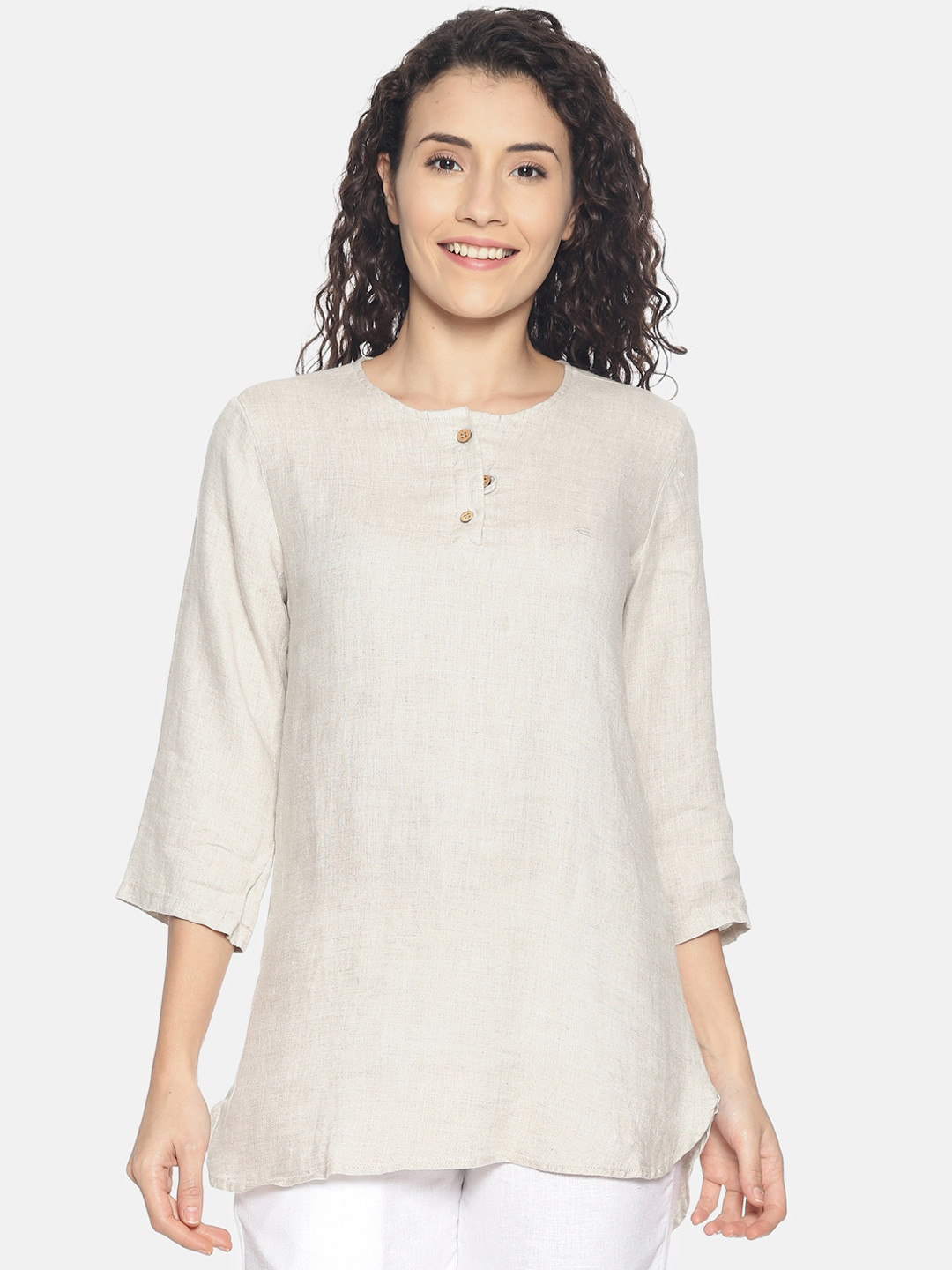 

Ecentric Women Beige Solid Eco-Friendly Hemp Sustainable Top