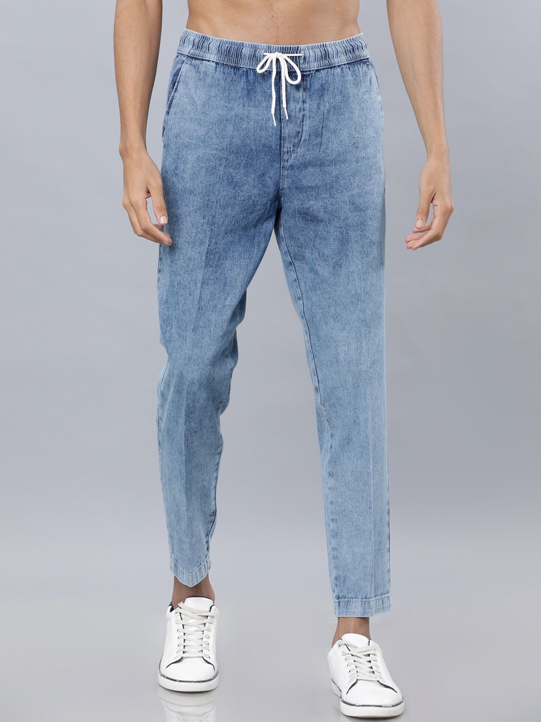 

HIGHLANDER Men Blue Tapered Fit Mid-Rise Clean Look Jeans