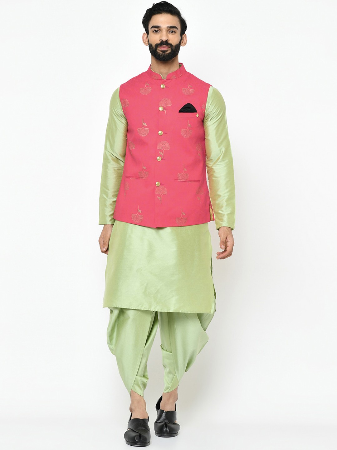 

Vartah Men Green Solid Kurta with Dhoti Pants
