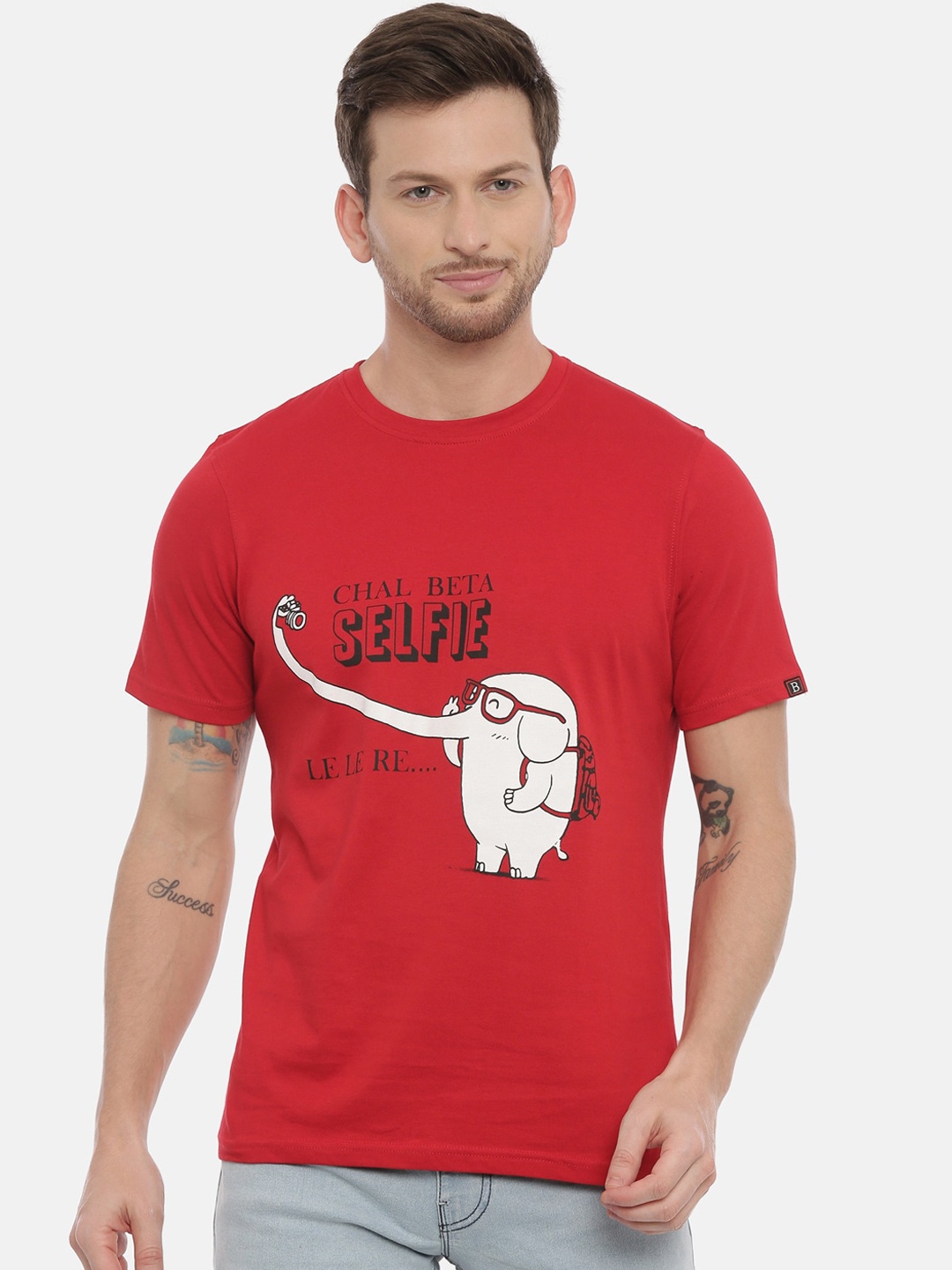 

Bushirt Men Red & White Printed Round Neck T-shirt