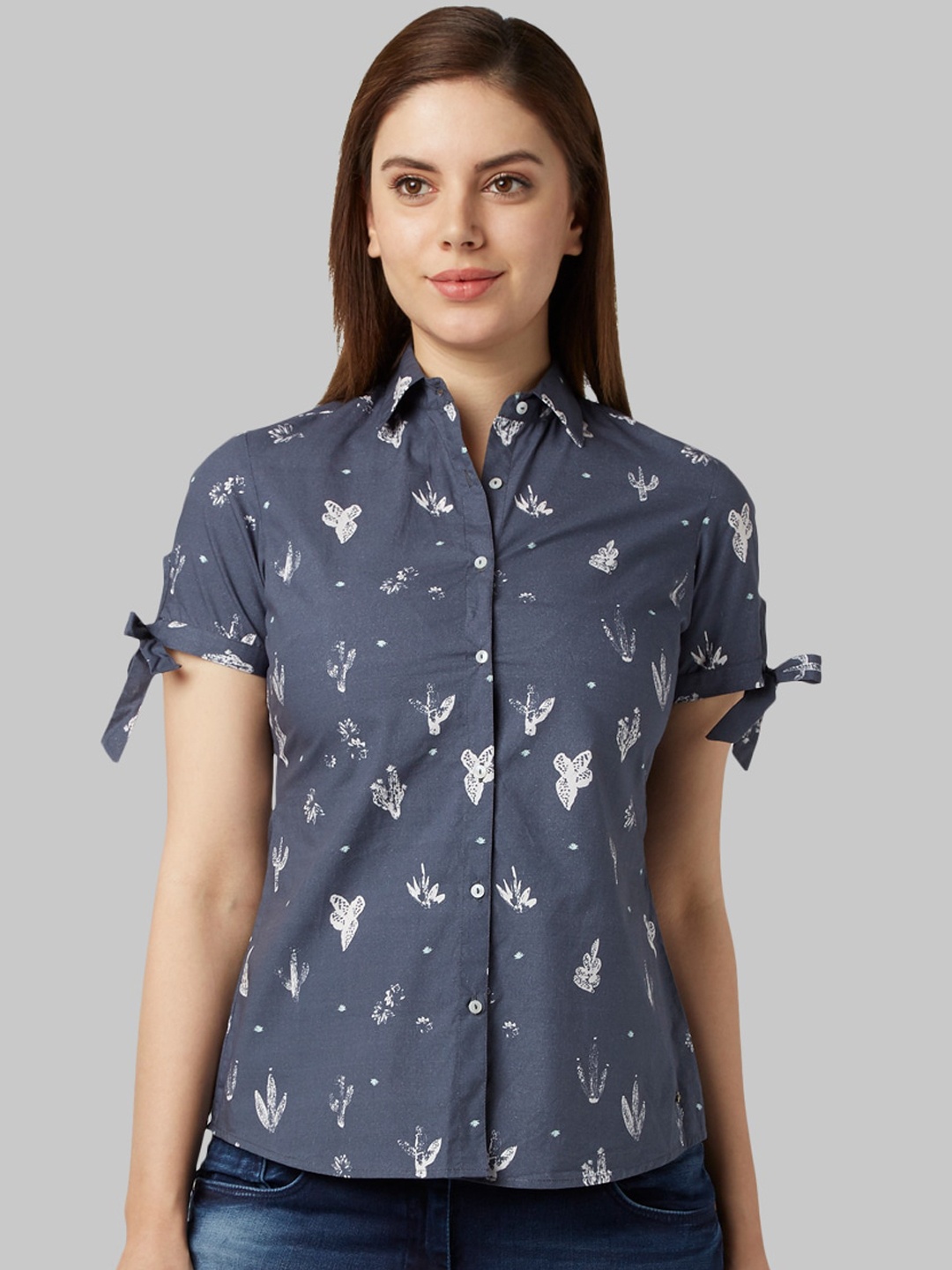 

Park Avenue Woman Women Grey Printed Shirt Style Top
