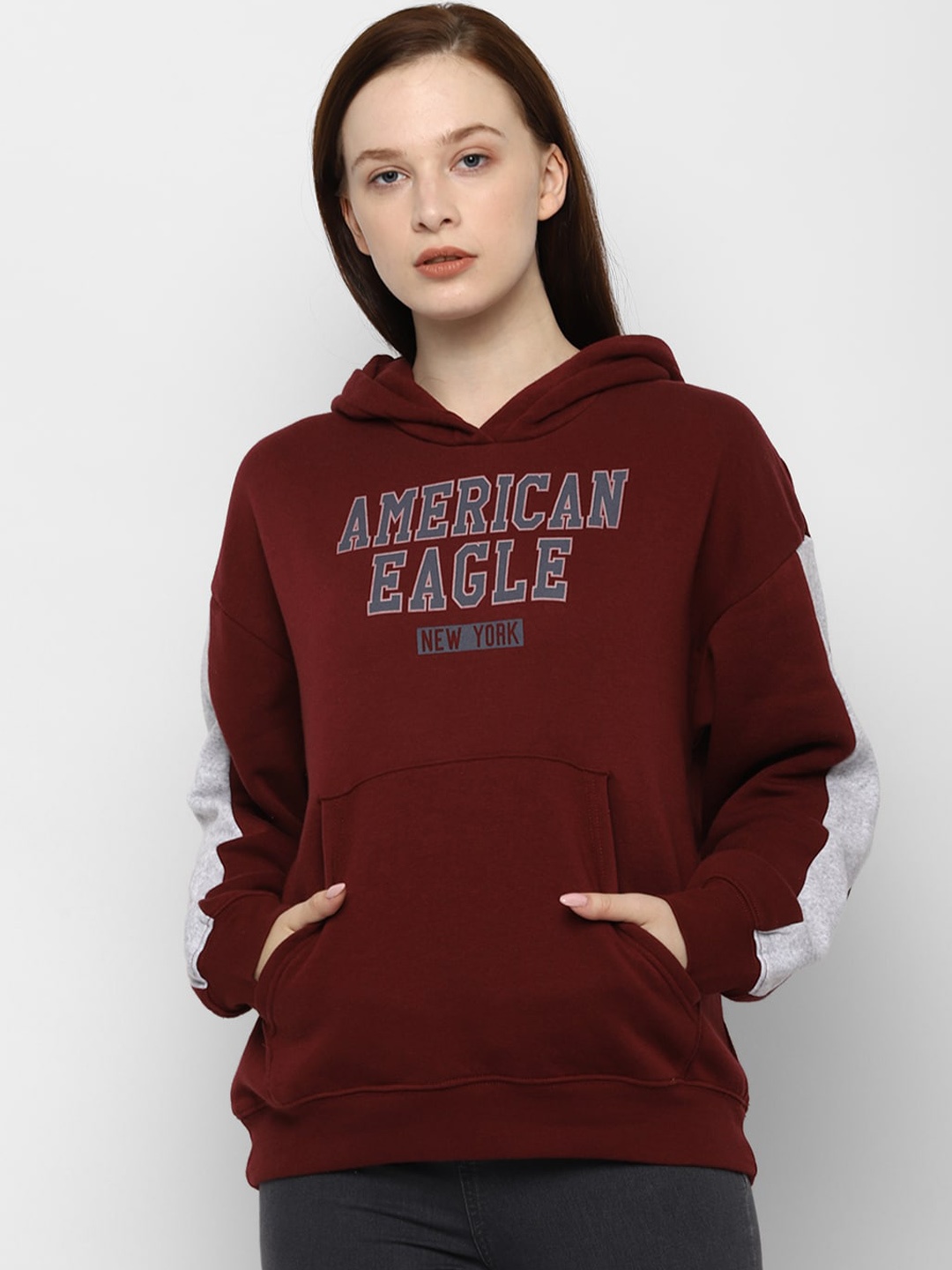 

AMERICAN EAGLE OUTFITTERS Women Burgundy Printed Hooded Sweatshirt
