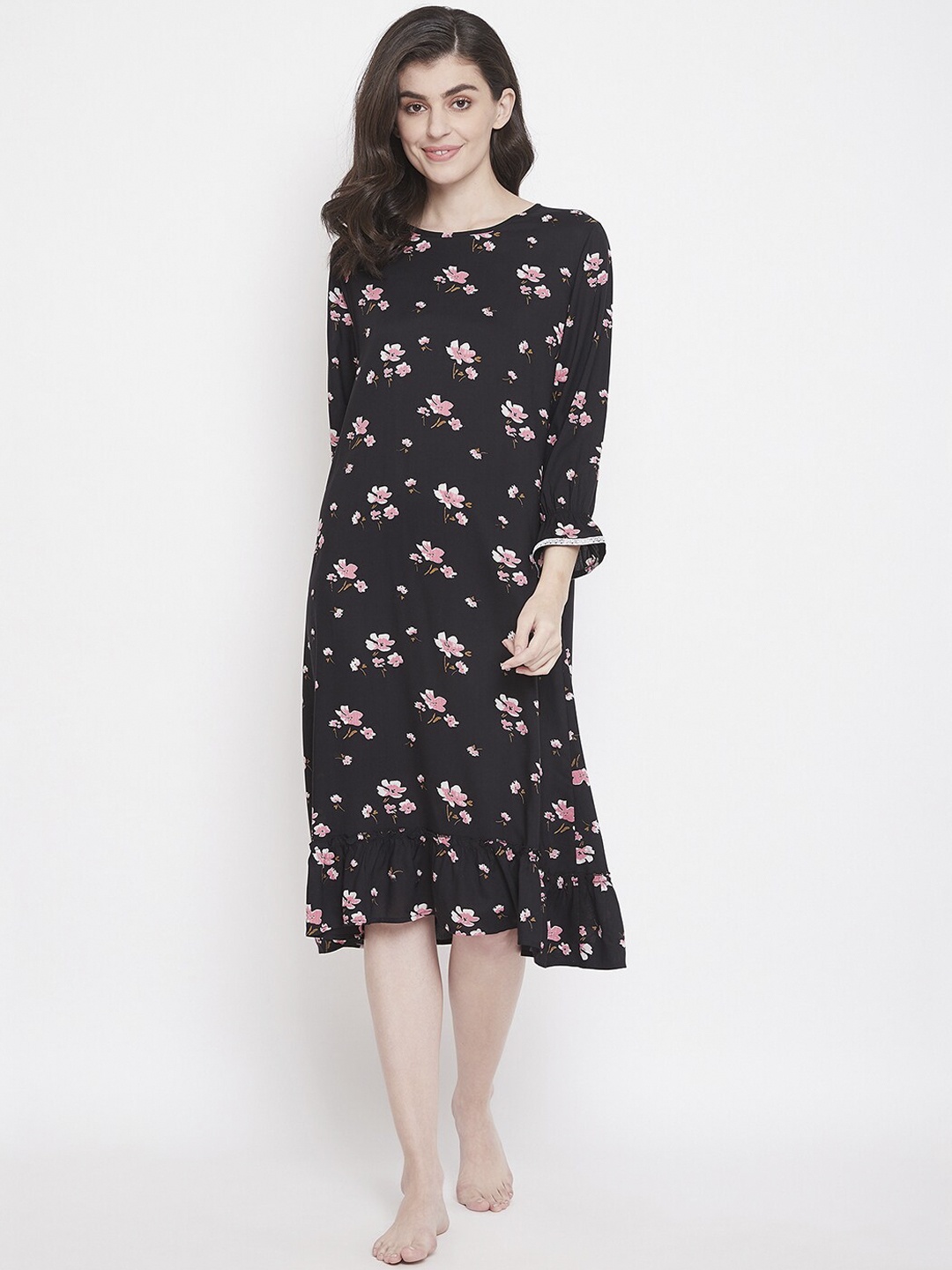

Clovia Black Printed Nightdress