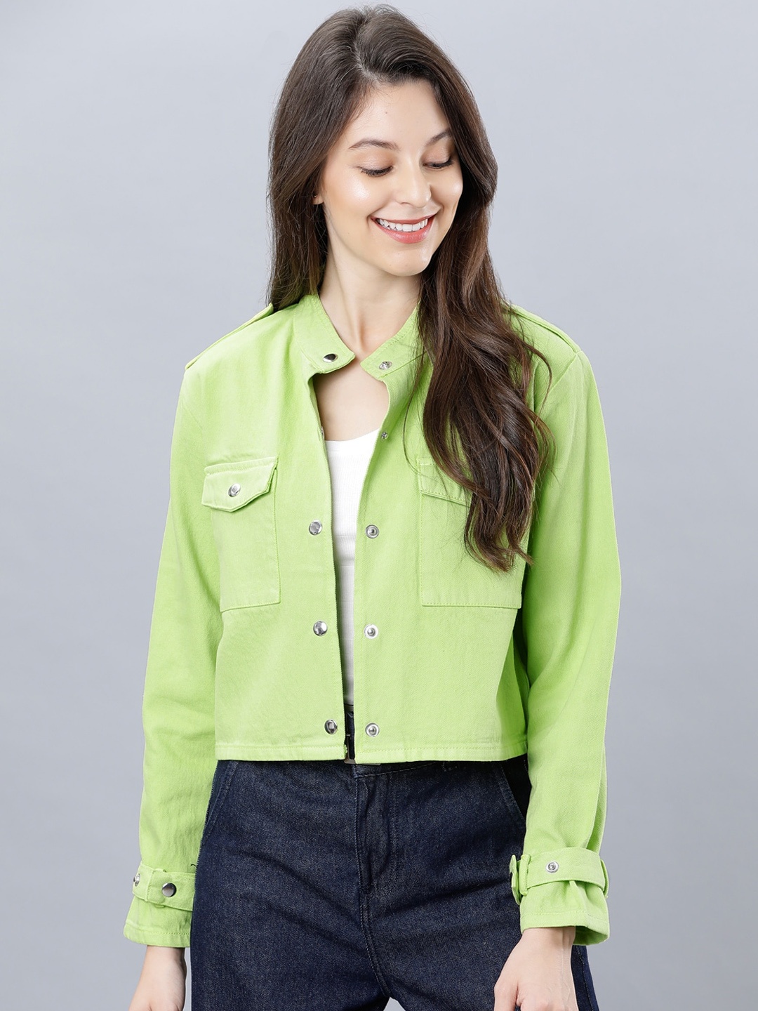 

Tokyo Talkies Women Green Solid Crop Denim Jacket