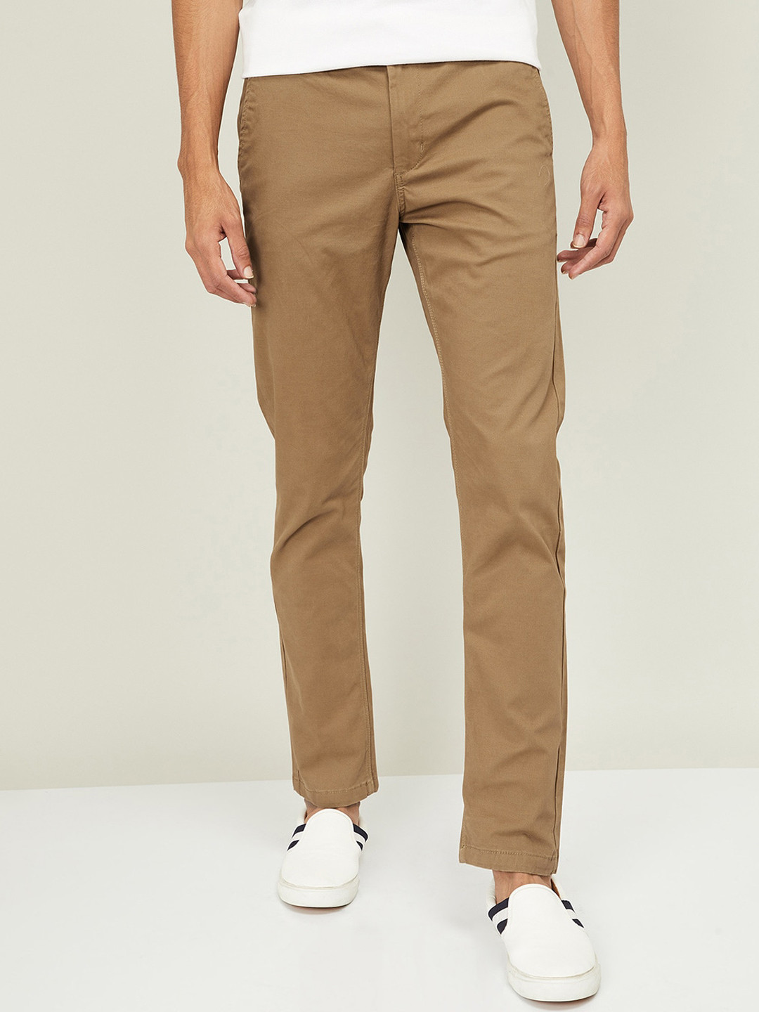 

Fame Forever by Lifestyle Men Khaki Slim Fit Solid Chinos