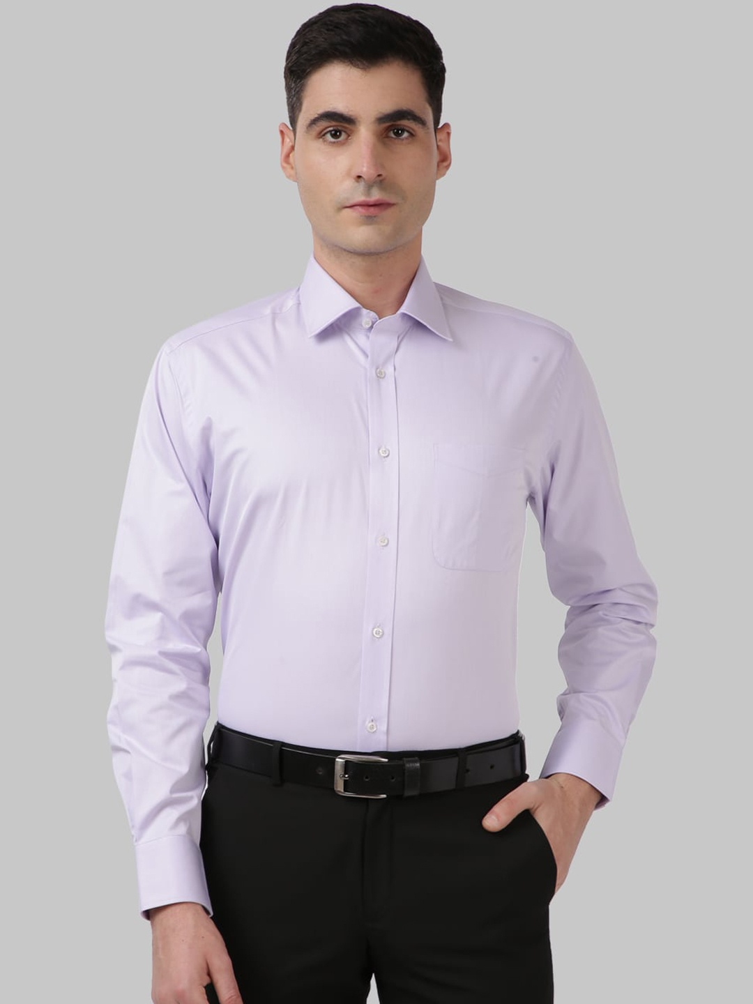 

Park Avenue Men Purple Regular Fit Solid Casual Shirt