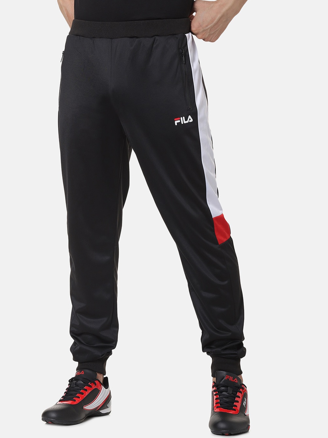 

FILA Men Black Solid Straight-Fit Joggers