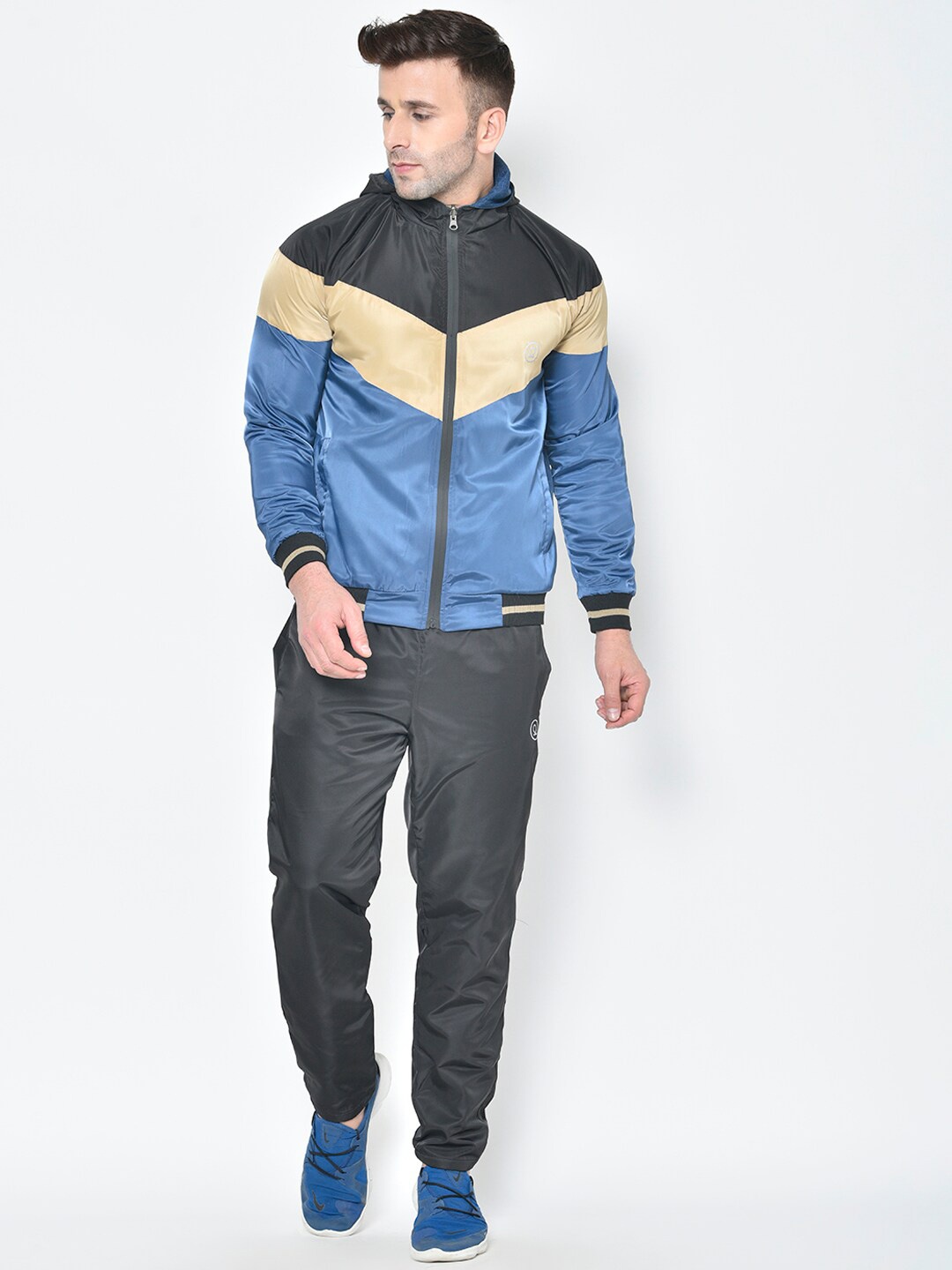 

CHKOKKO Men Black & Blue Colourblocked Reversible Hooded Tracksuit