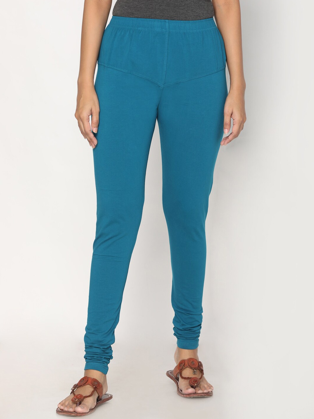 

TSG Bliss Women Teal Solid Churidar-Length leggings