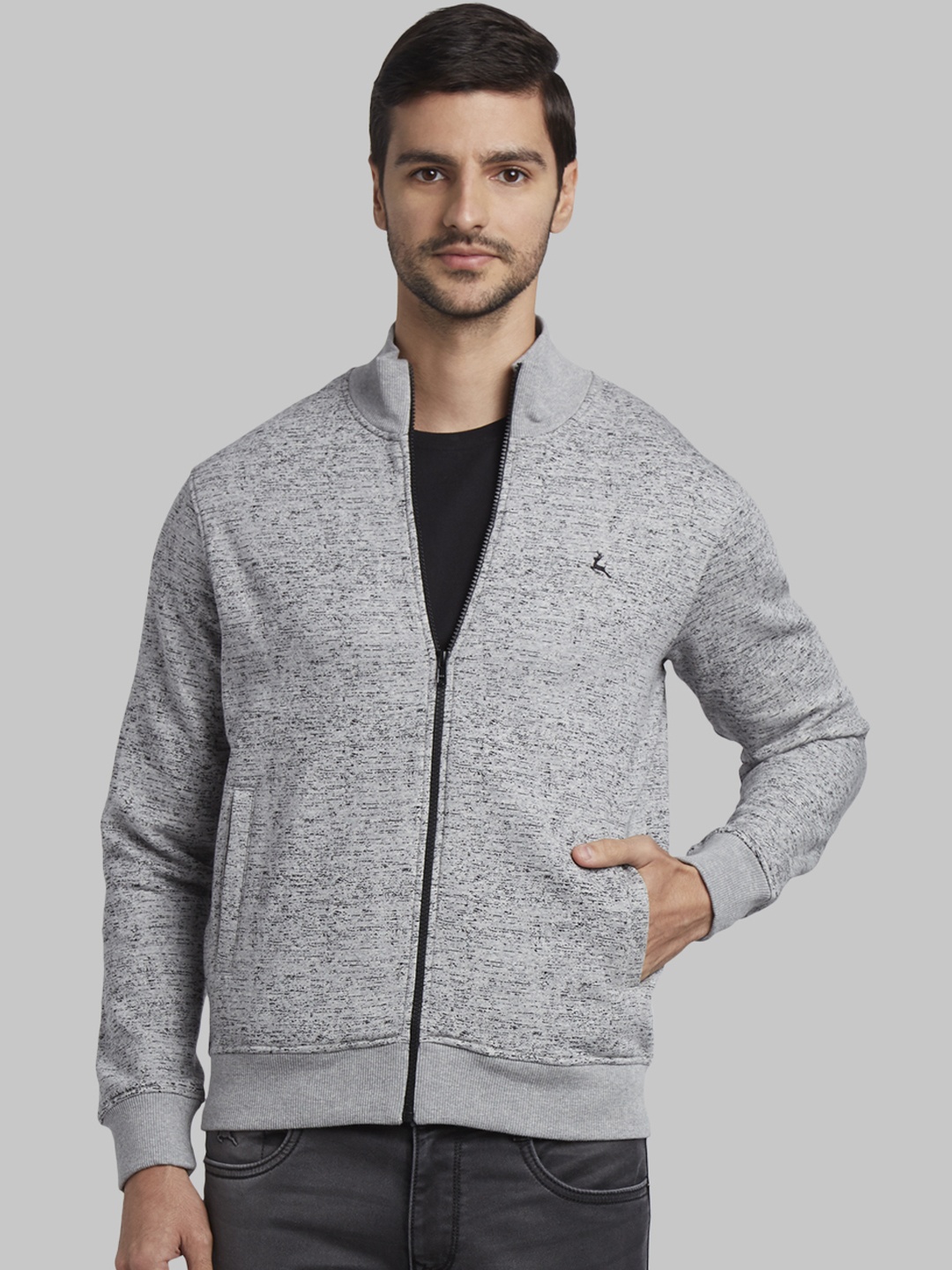 

Parx Men Grey Solid Sweatshirt