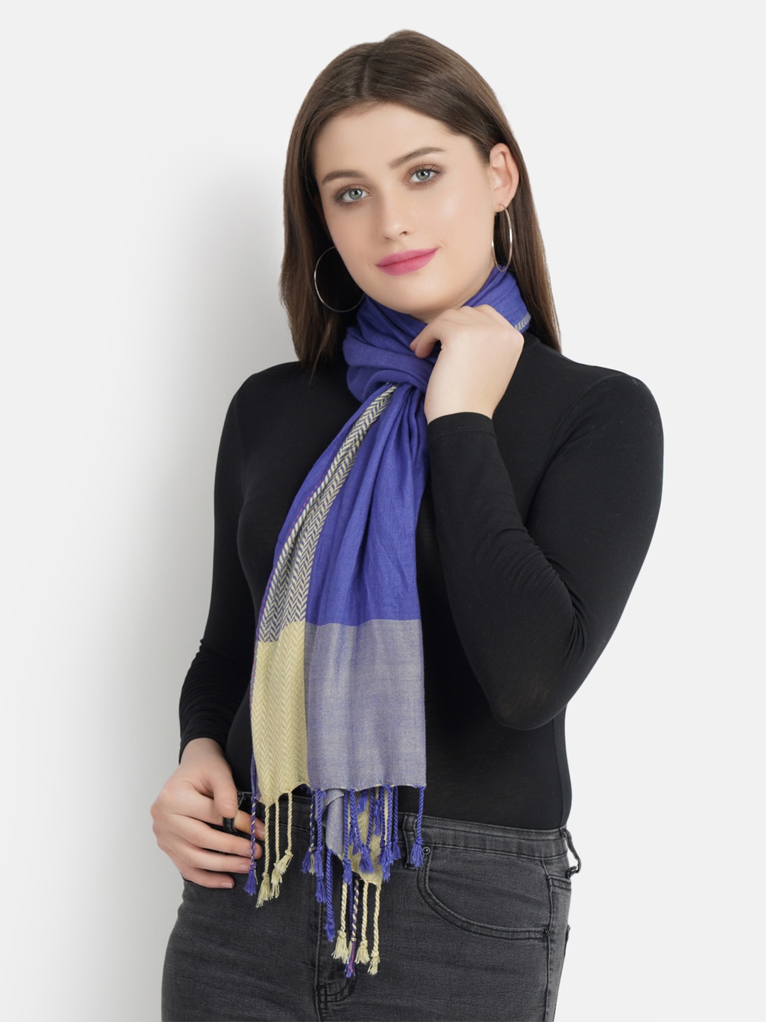 

Aditi Wasan Women Blue & Yellow Woven Design Stole